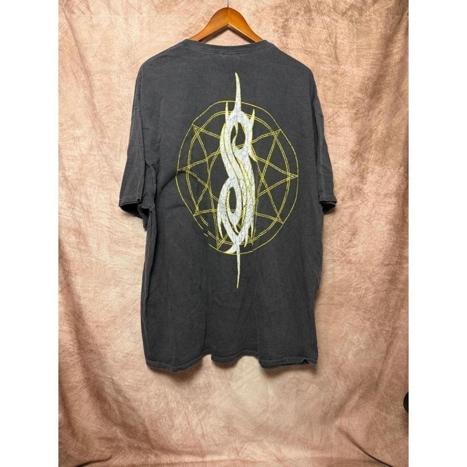 Slipknot Slipknot Band Graphic Tee Black Yellow LG/XL Size US XL / EU 56 / 4 - 4 Thumbnail