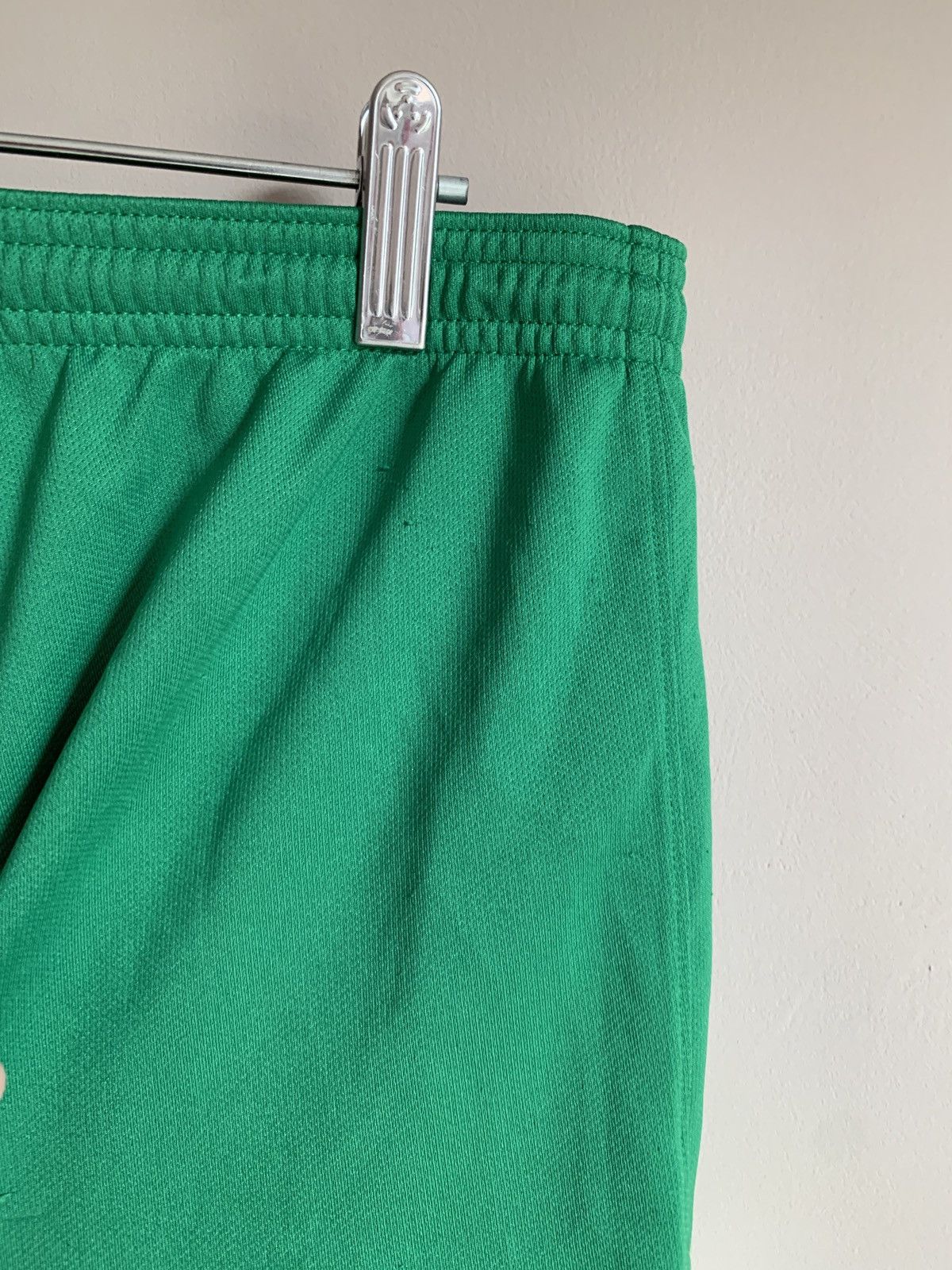 Nike Manchester City goalkeeper Nike soccer football shorts green Size US 34 / EU 50 - 8 Thumbnail