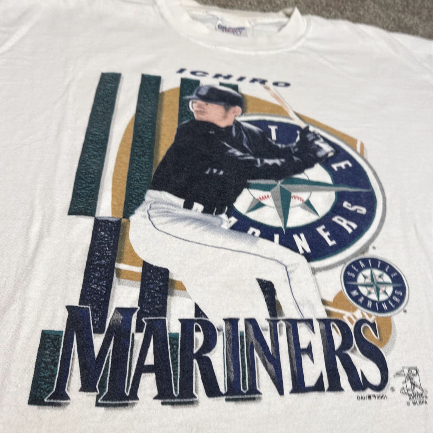 MLB VINTAGE Ichiro Suzuki Seattle Mariners MLB Baseball Japan T-Shirt XL Mens White Marine 2001 Size US XL / EU 56 / 4 - 4 Thumbnail