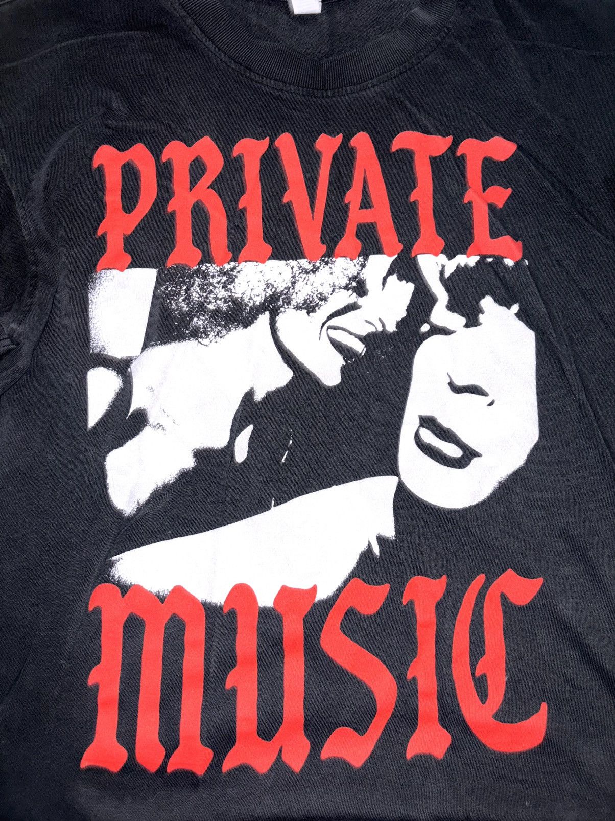 Band Tees VERY RARE SOLD OUT DEFTONES PRIVATE MUSIC AUTHENTIC MERCH Size US L / EU 52-54 / 3 - 2 Thumbnail