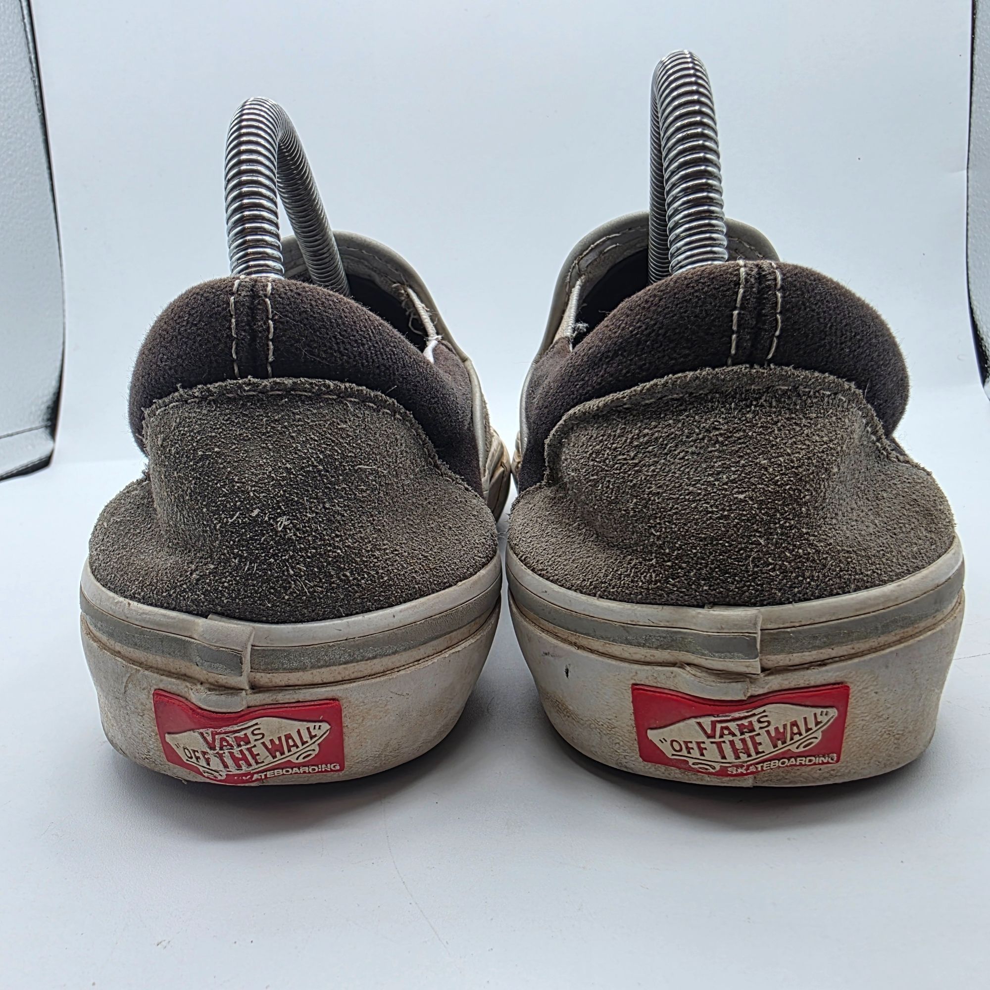 Vans Vans Slip On Skate Shoes Mens Size 8 Gray Casual Walking Sch Size US 8 / EU 41 - 5 Thumbnail