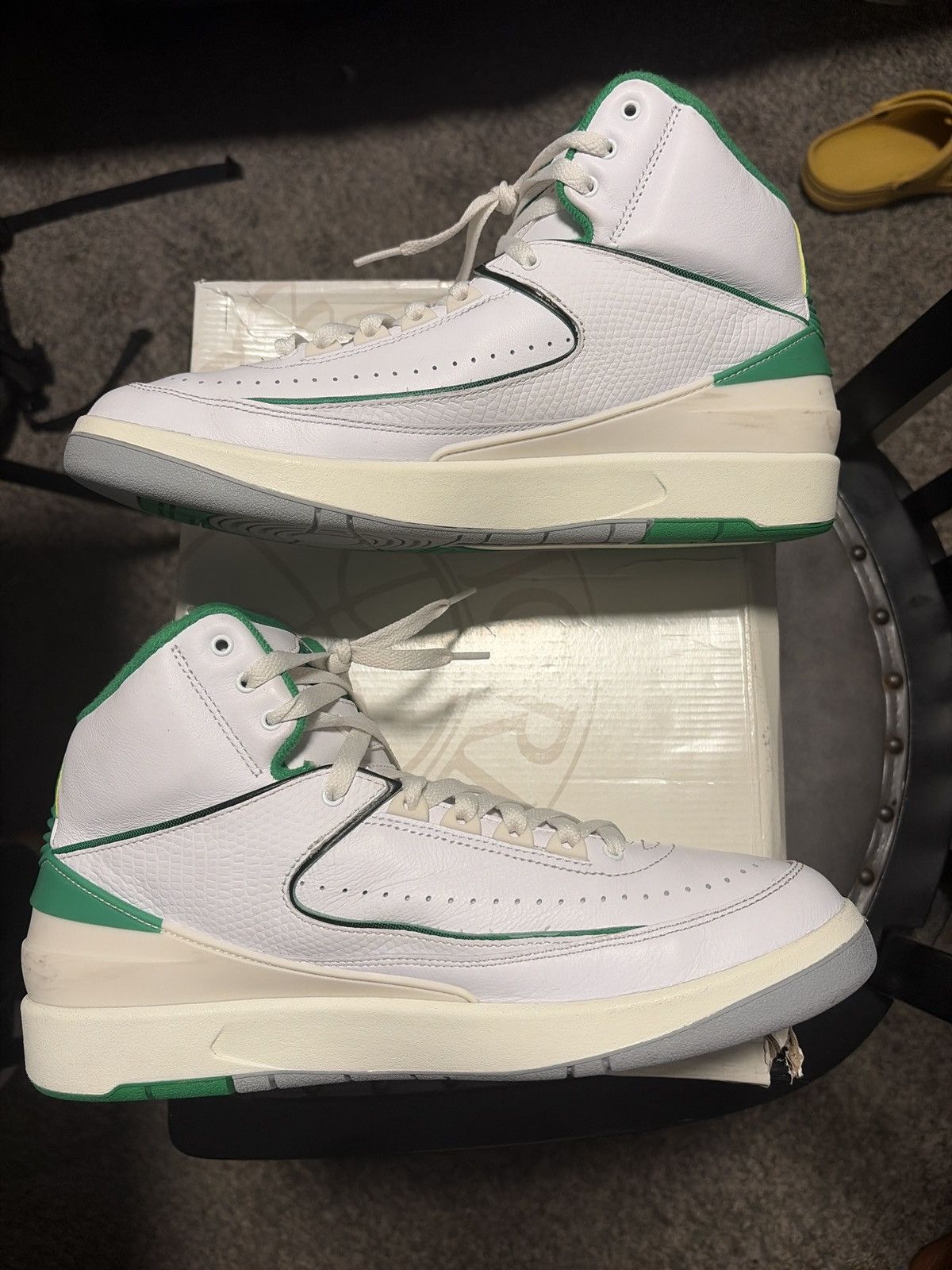 Jordan Brand Jordan 2 White/Lucky Green-Sail Size US 10.5 / EU 43-44 - 2 Thumbnail