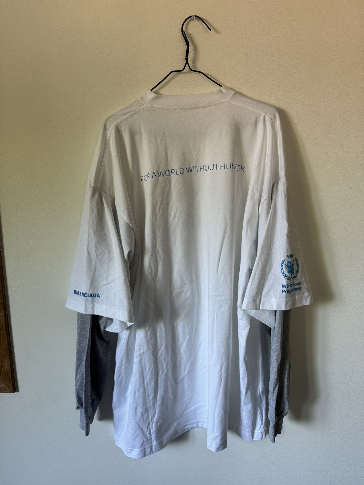 Balenciaga Balenciaga WFP longsleeve White Size US XL / EU 56 / 4 - 8 Thumbnail