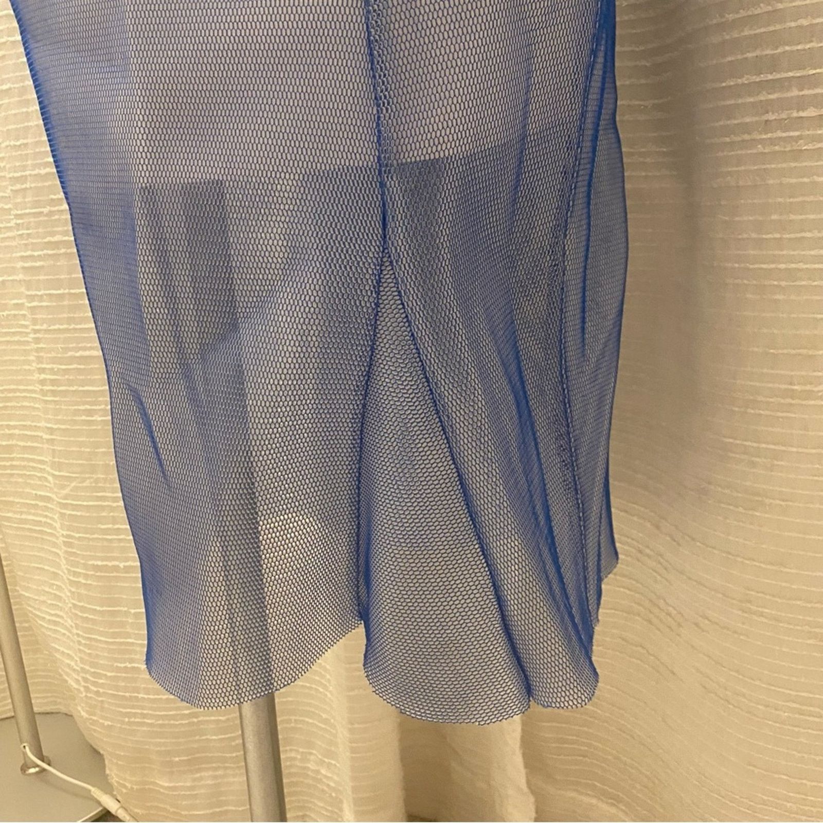 MILLY Milly Blue Midi Pencil Skirt sz 10 Milly Midi Net Skirt Size 32" / US 10 / IT 46 - 11 Thumbnail