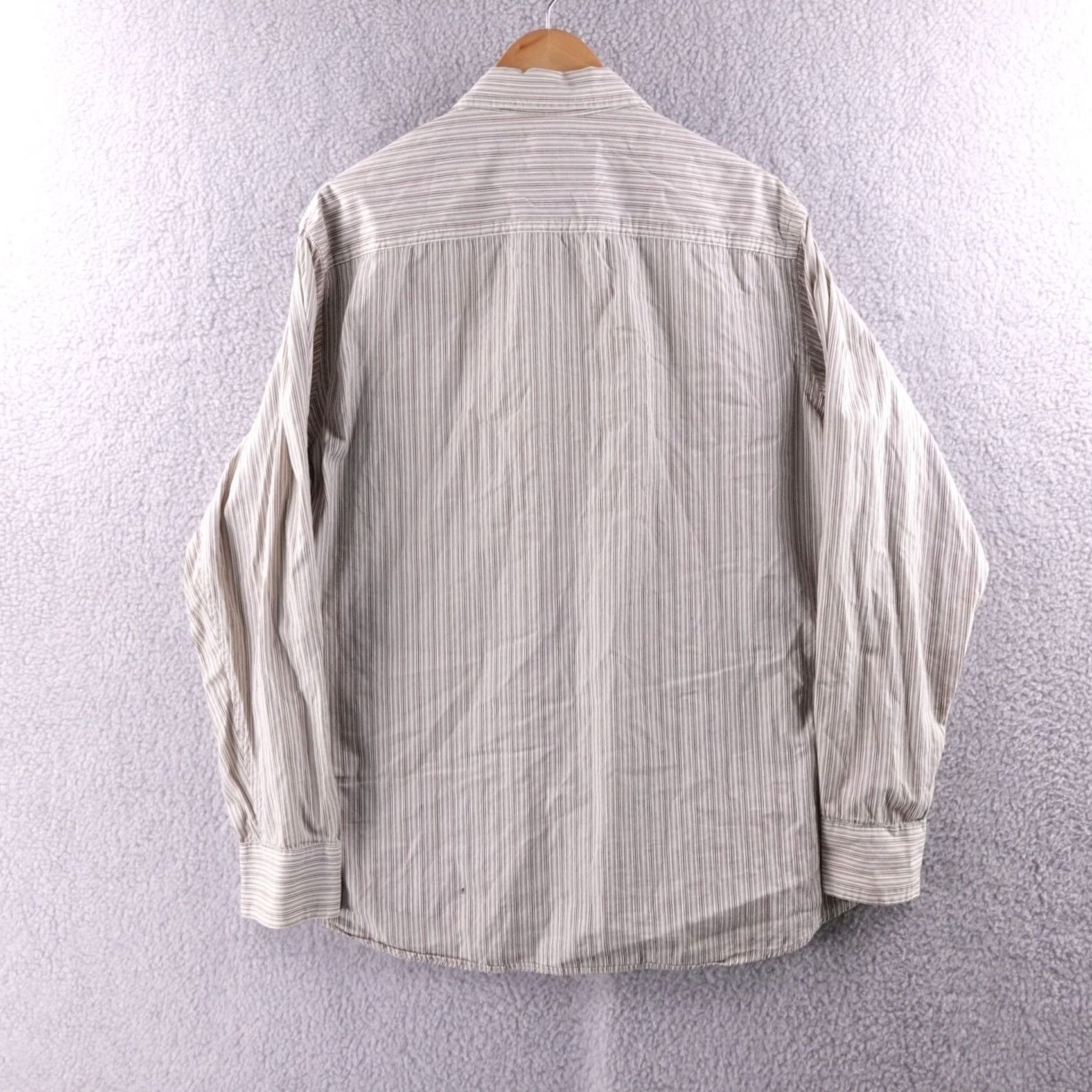 Ecko Unltd. VINTAGE ECKO UNLTD Mens XLARGE Striped Button-Down Shirt Long Sleeve Casual Workwear Beige Tan White Collared Pockets Mens Size US XL / EU 56 / 4 - 3 Thumbnail