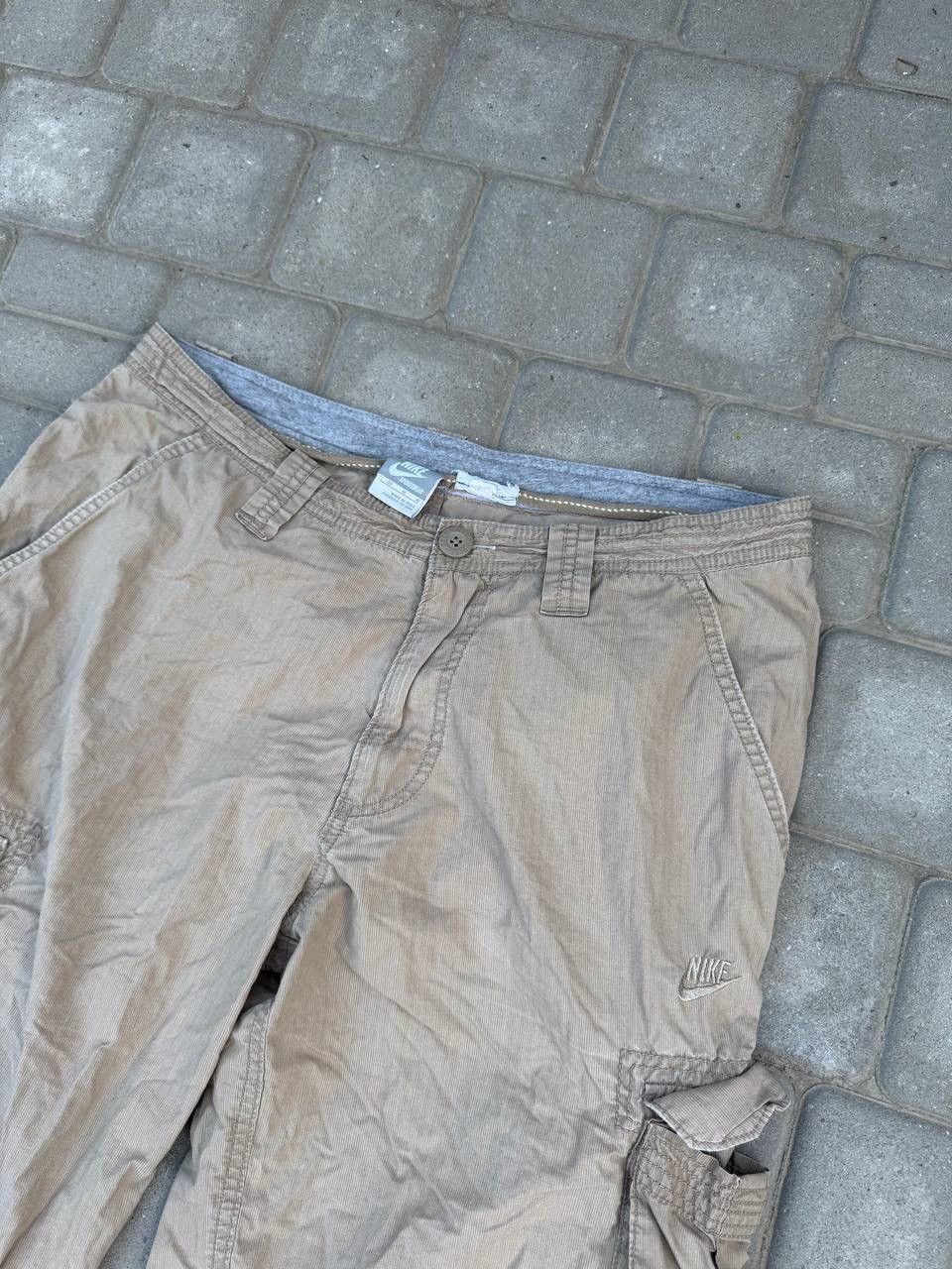 Nike Vintage Nike Swoosh Streetwear Cargo Shorts Size US 34 / EU 50 - 3 Thumbnail