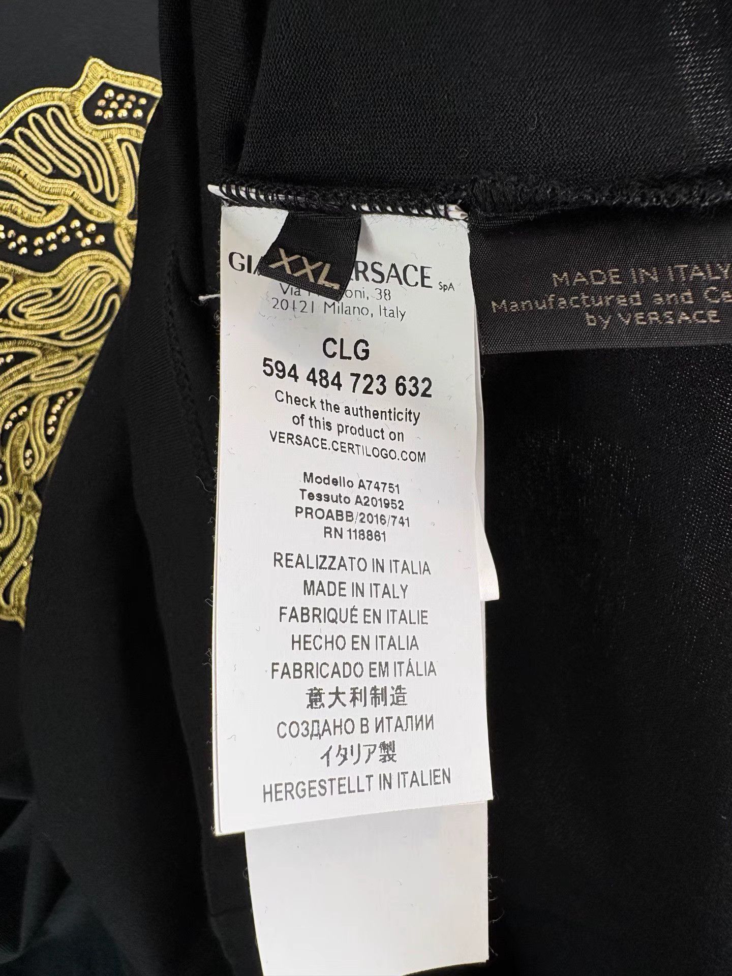 Versace VERSACE Gold Thread Medusa Embroidered T-shirt K1 Size US XXL / EU 58 / 5 - 5 Thumbnail