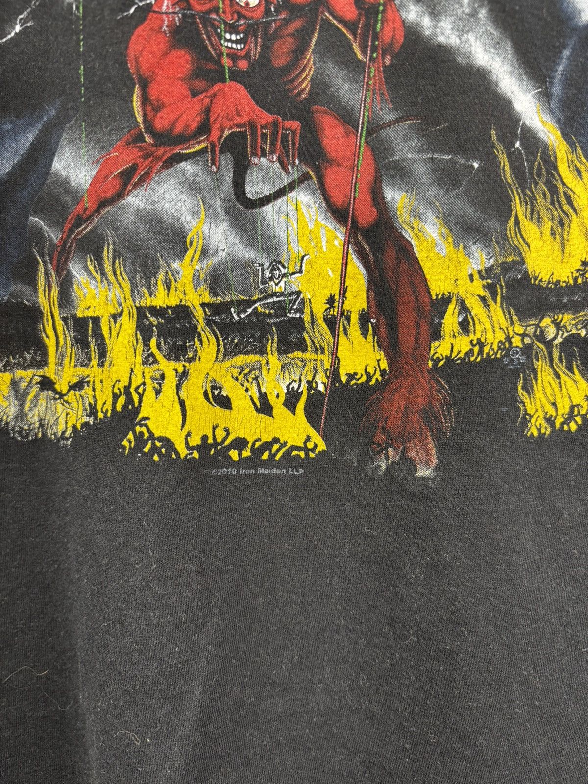 Band Tees Iron Maiden 2010 vintage t shirt size M Size US M / EU 48-50 / 2 - 3 Thumbnail