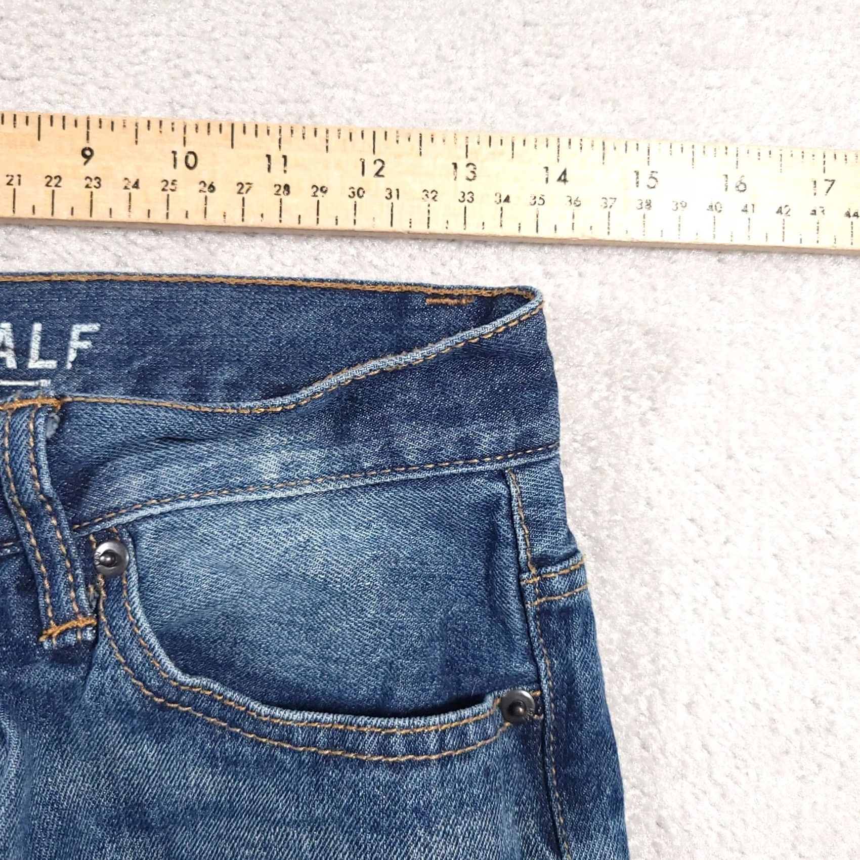 Vintage Aéropostale Jeans Slim Straight Denim 28/28 Distressed Button Fly Boys Mens Sized 28 Blue Denim Shirt? Size US 28 / EU 44 - 7 Thumbnail