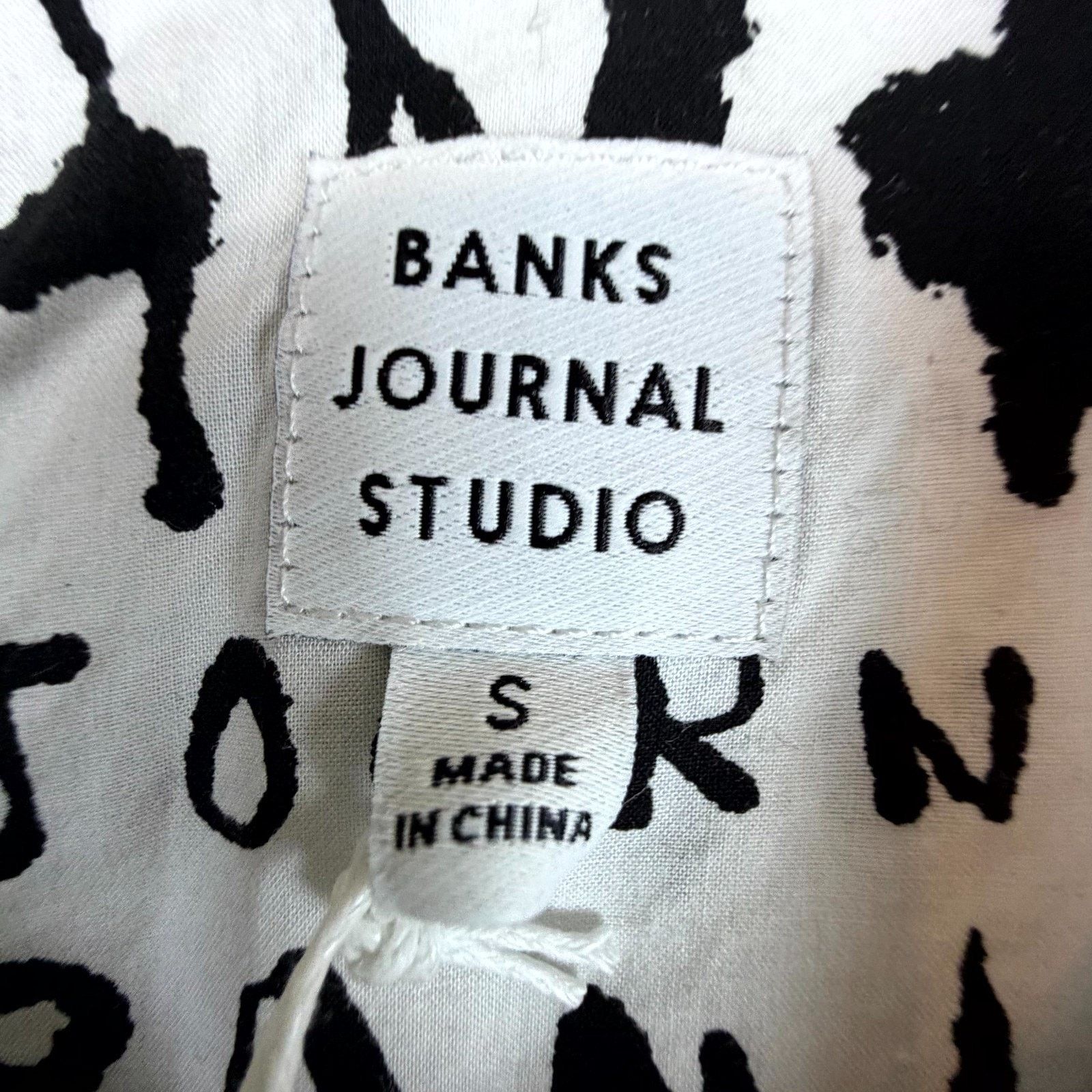 Banks Journal Banks Journal Dunkwell Shirt Small Off White Black Script Size US S / EU 44-46 / 1 - 3 Thumbnail