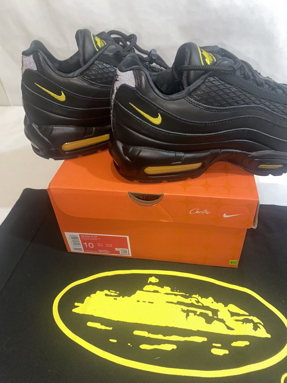 Corteiz Nike Air Max 95 X Corteiz “Honey Black” Size US 10 / EU 43 - 14 Thumbnail