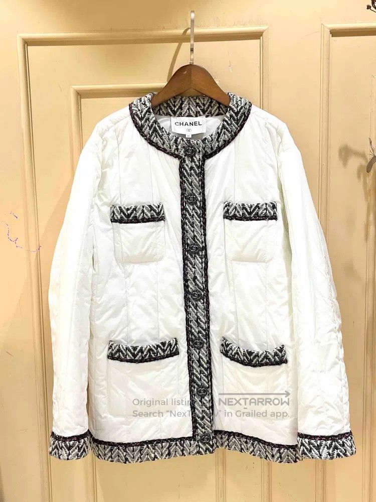 Other Chanel Black and White Forest Series Down Jacket Size XS / US 0-2 / IT 36-38 - 1 Thumbnail