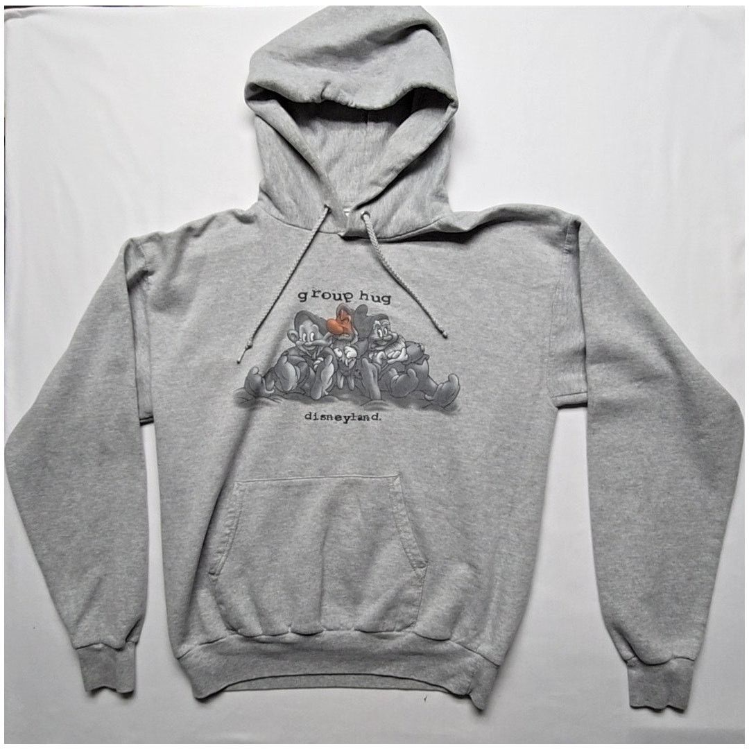 Vintage Vintage Disneyland Resort Dwarfs M Group Hug Grumpy Hoodie Size US M / EU 48-50 / 2 - 1 Thumbnail