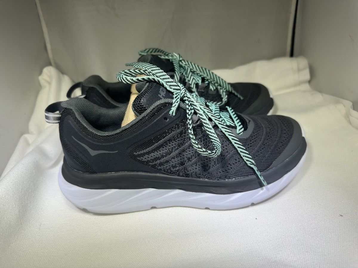 Hoka PreOwned Hoka One One Women's 6D Wide Arahi Black/White Size US 6 / IT 36 - 3 Thumbnail