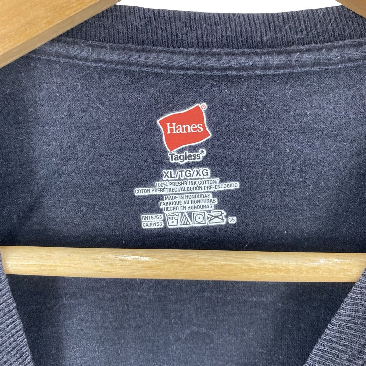 Hanes Vintage HANES TAGLESS CHEST Logo T-Shirt Graphic Size US XL / EU 56 / 4 - 10 Thumbnail