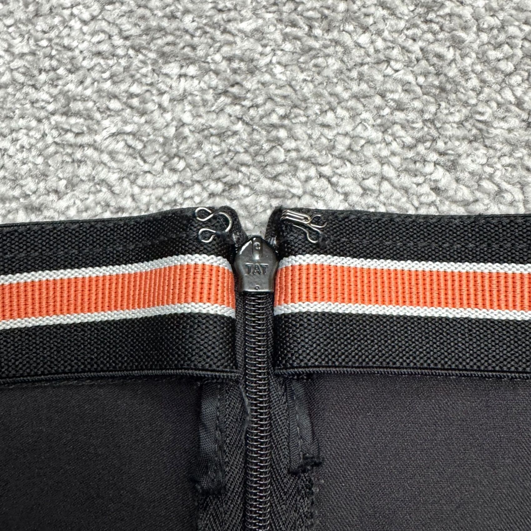 Anthropologie VINTAGE Anthropologie The Essential Skinny Ankle Pants Womens 4 Black Stretch Classic Size 27" / US 4 / IT 40 - 7 Thumbnail