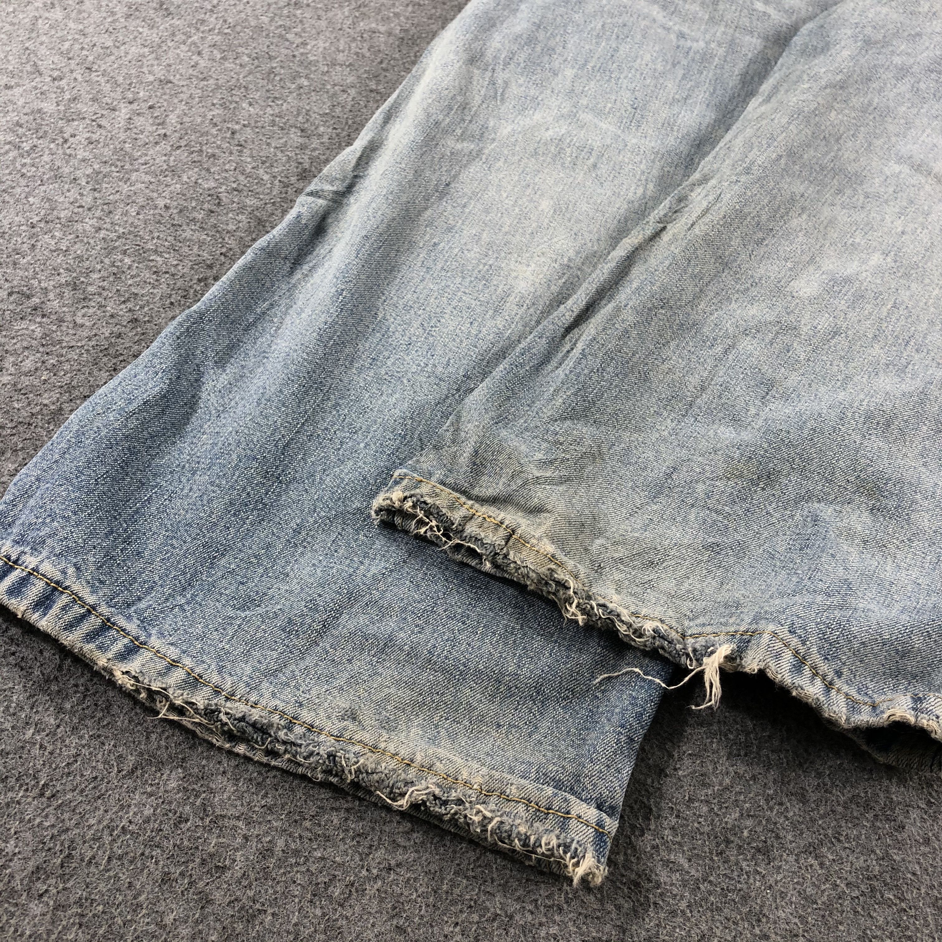 Levi's Vintage Blue Wash Levis Jeans-J2604 Size US 35 - 5 Thumbnail