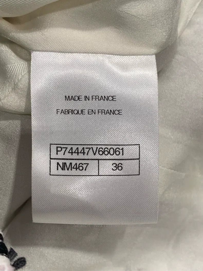 Chanel Chanel 23-year-old plaid lapel diamond button jacket Size XS / US 0-2 / IT 36-38 - 6 Thumbnail