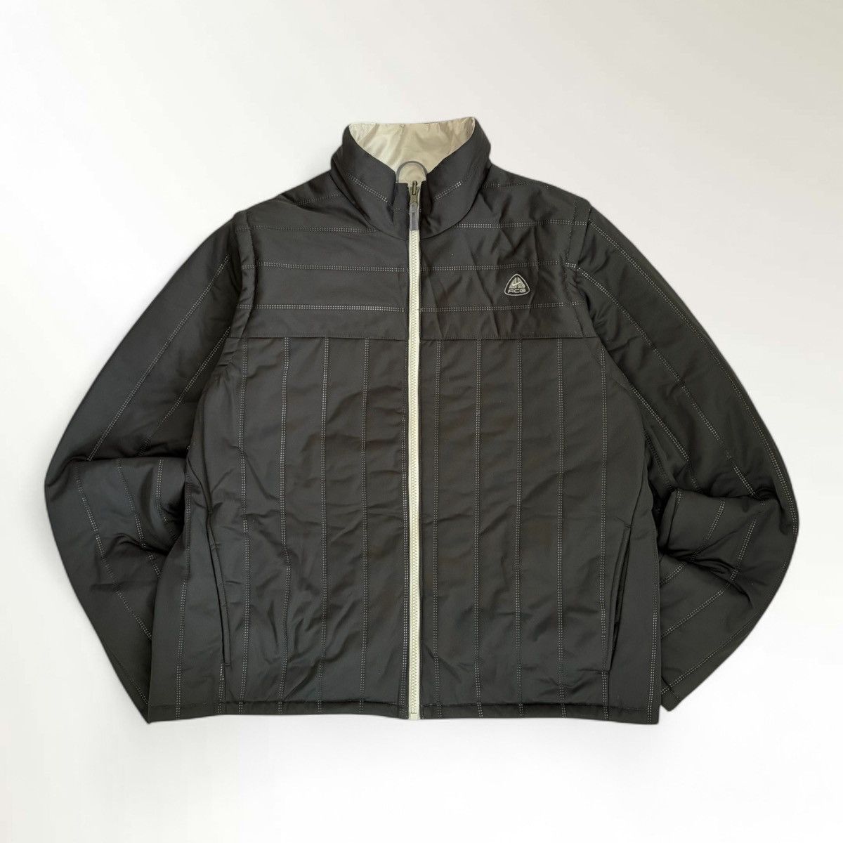 Nike ACG Nike ACG Reversible Jacket Vest 2Way Black Silver Techwear Size US XL / EU 56 / 4 - 2 Thumbnail
