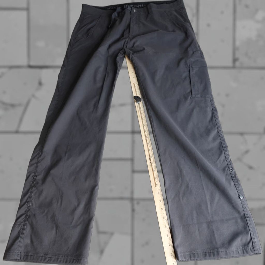 Prana prAna Zion Pants 40 x 33 Gray Cargo Belted Stretch Men Pants Size US 40 / EU 56 - 1 Thumbnail