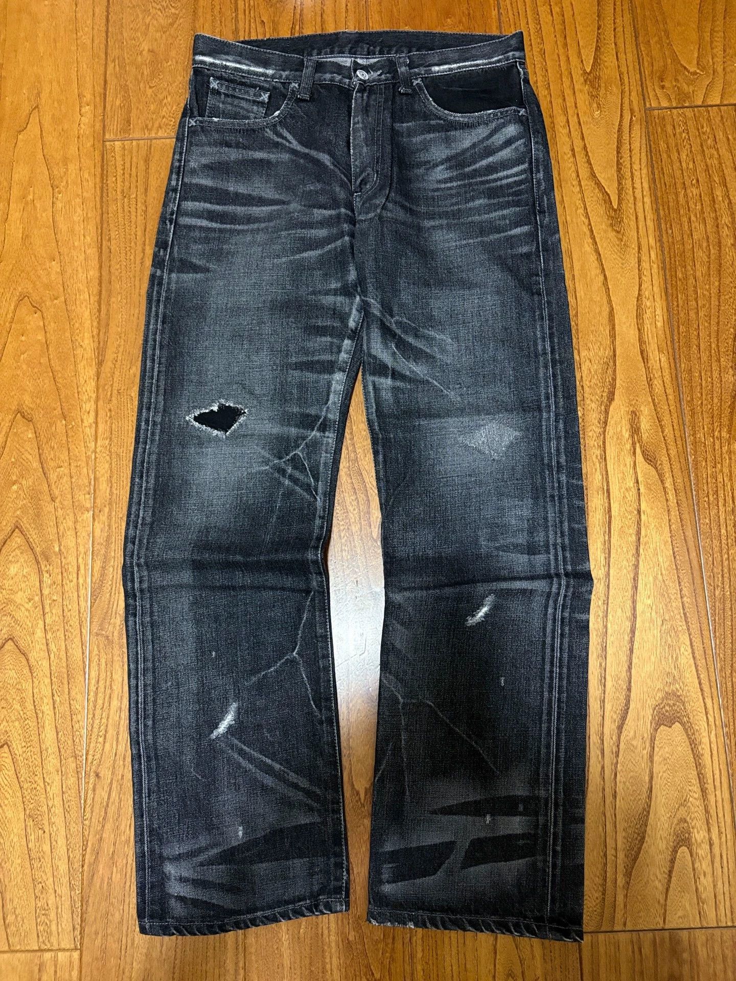 Neighborhood Neighborhood 05 Lightning Wash Distressed Jeans S Near New Size US 29 - 1 Thumbnail