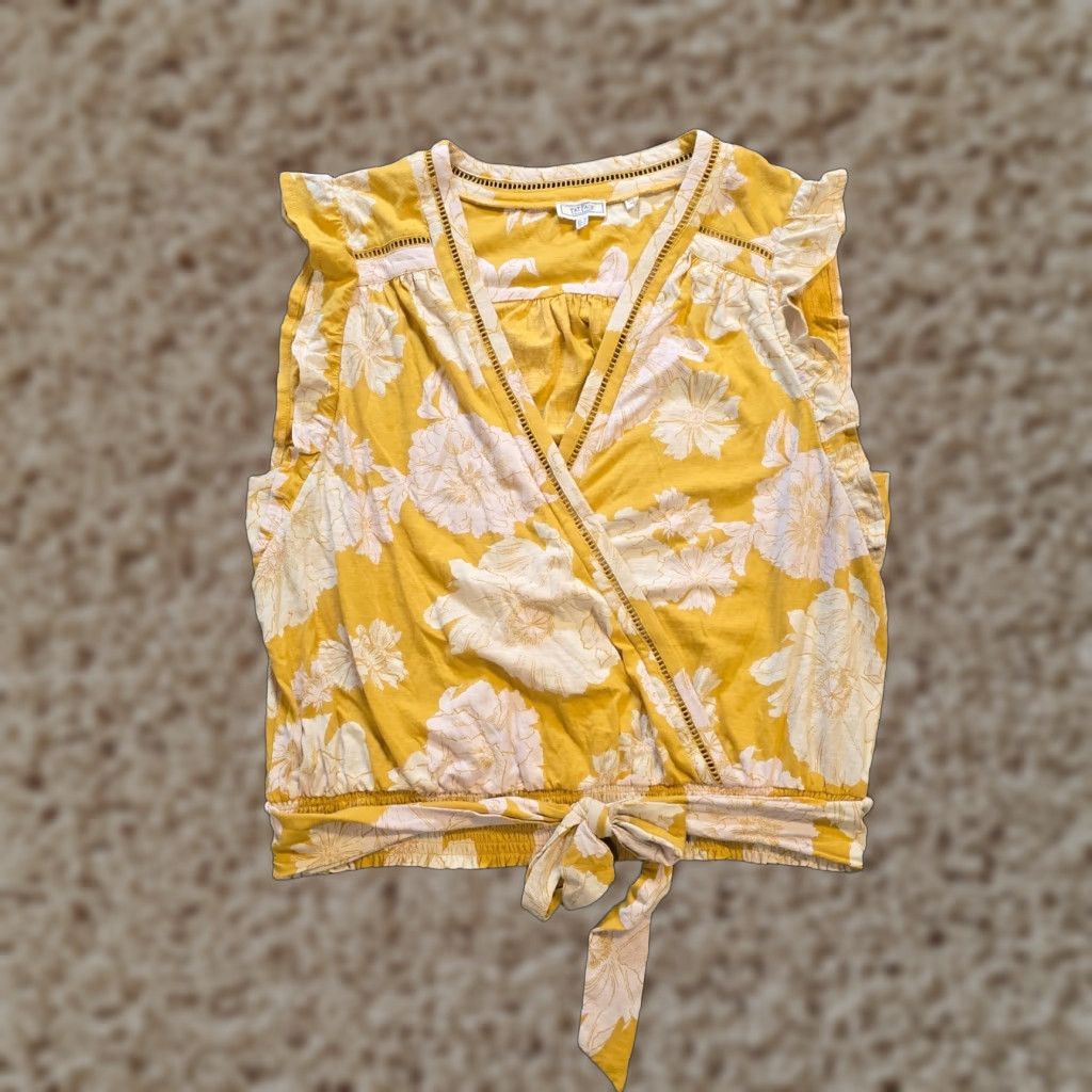 FatFace Fat Face Top Womens 16 Yellow Floral V Neck Short Sleeve Tie Boho Casual Shirt Size XXL / US 16-18 / IT 52-54 - 1 Thumbnail