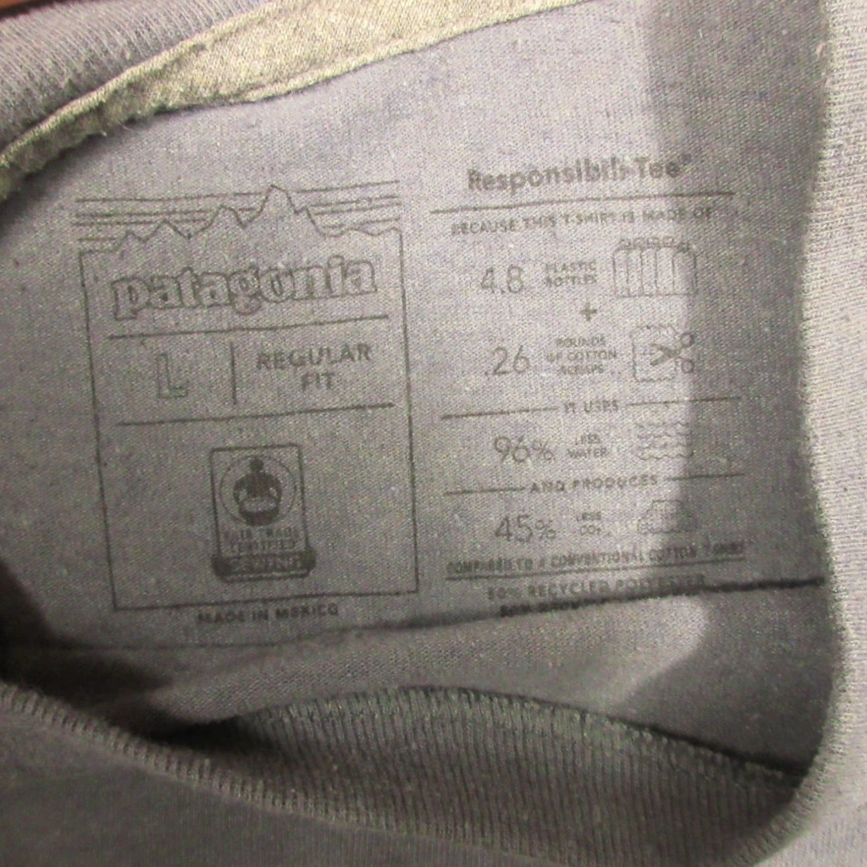 Patagonia Patagonia T-Shirt Mens Gray Short Sleeve Pocket Logo Lightweight Breathable Regular Fit Crew Neck Shirt Size US L / EU 52-54 / 3 - 4 Thumbnail