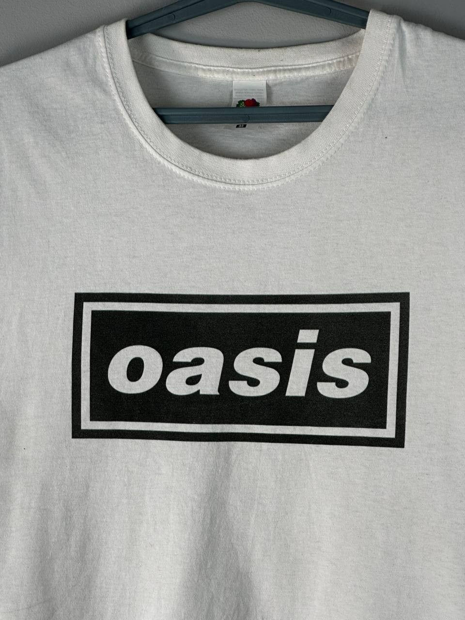 Band Tees Oasis Vintage T Shirts Y2K Box Big Centre Logo Size US M / EU 48-50 / 2 - 4 Thumbnail