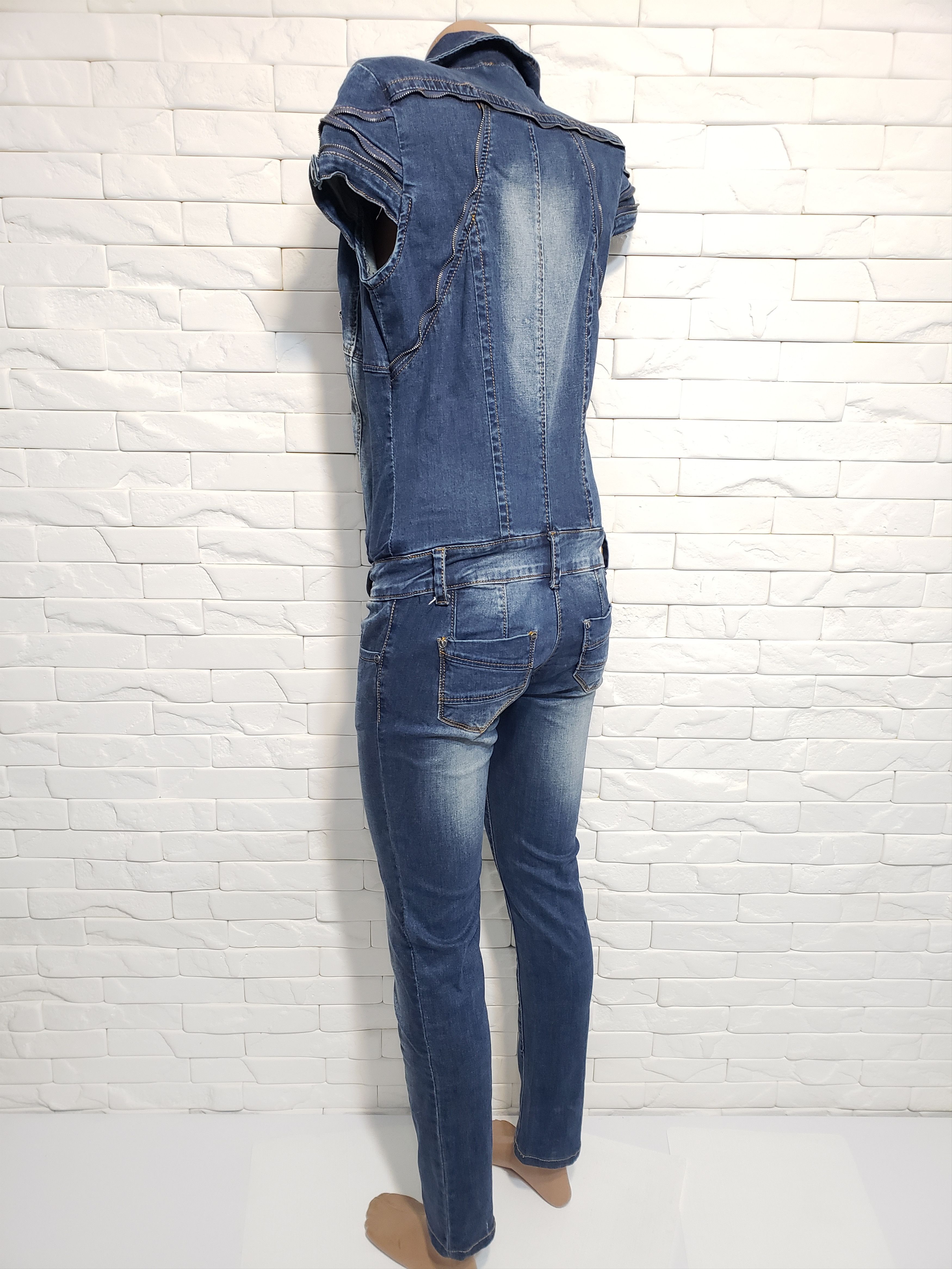 Denim & Co. Women's blue jumpsuit made of wonderful denim. Size 34" / US 12 / IT 48 - 7 Thumbnail