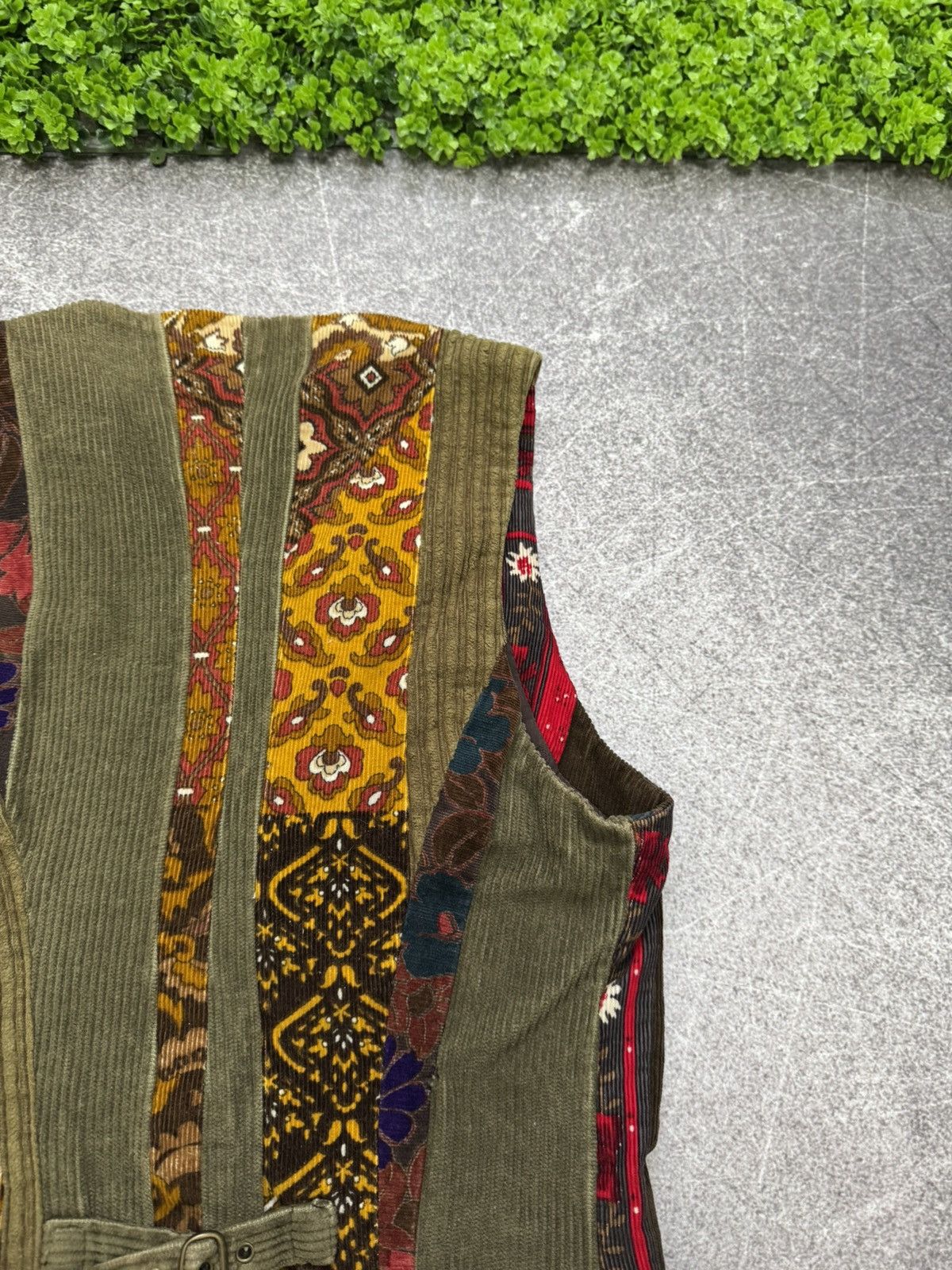 Dolce & Gabbana Vintage 1990s Dolce & Gabbana Velvet Patchwork Vest Boro Size S / US 4 / IT 40 - 11 Thumbnail