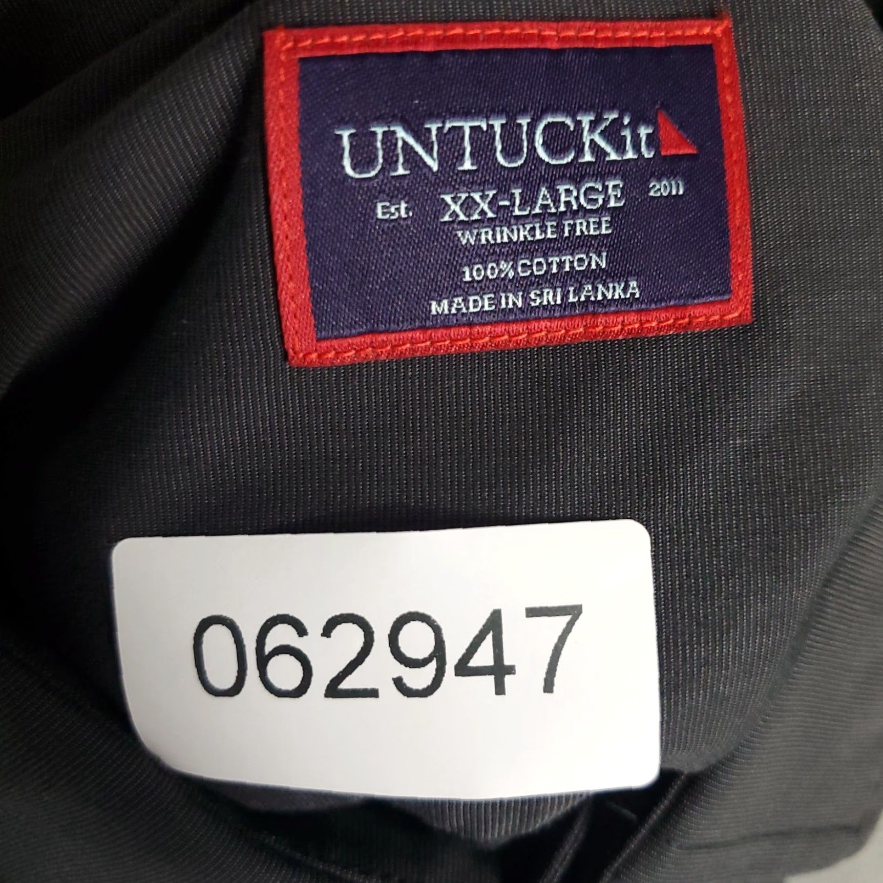UNTUCKit UNTUCKit Shirt Mens 2XL Gray Long Sleeve Button-Up Casual Dress Shirt - Cotton Blend, Regular Fit, Solid, Collared, Pockets - Men's Shirt Size US XXL / EU 58 / 5 - 7 Thumbnail