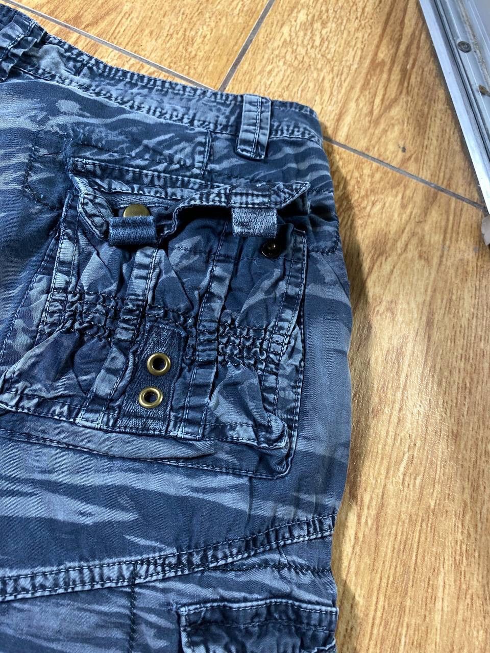 Other Rare CARGO MILITARY CAMO SHORTS 90s Y2K multipocked Size US 32 / EU 48 - 2 Thumbnail