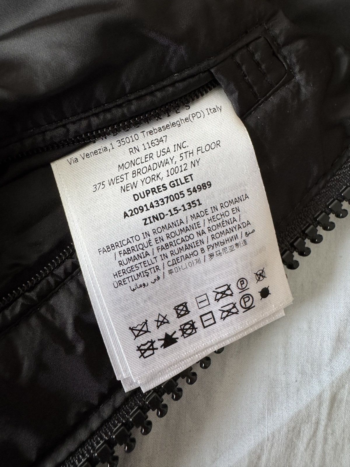 Moncler 🔥🔥🔥 Moncler Dupres Leather Vest Size US M / EU 48-50 / 2 - 11 Thumbnail