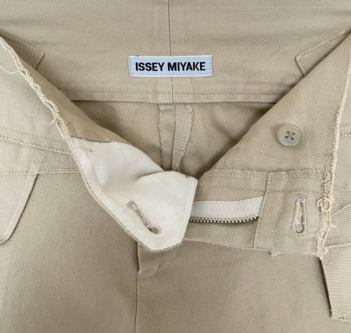 Issey Miyake Vintage Brand Issey Miyake Flared Jeans 1990s Size US 29 - 7 Thumbnail