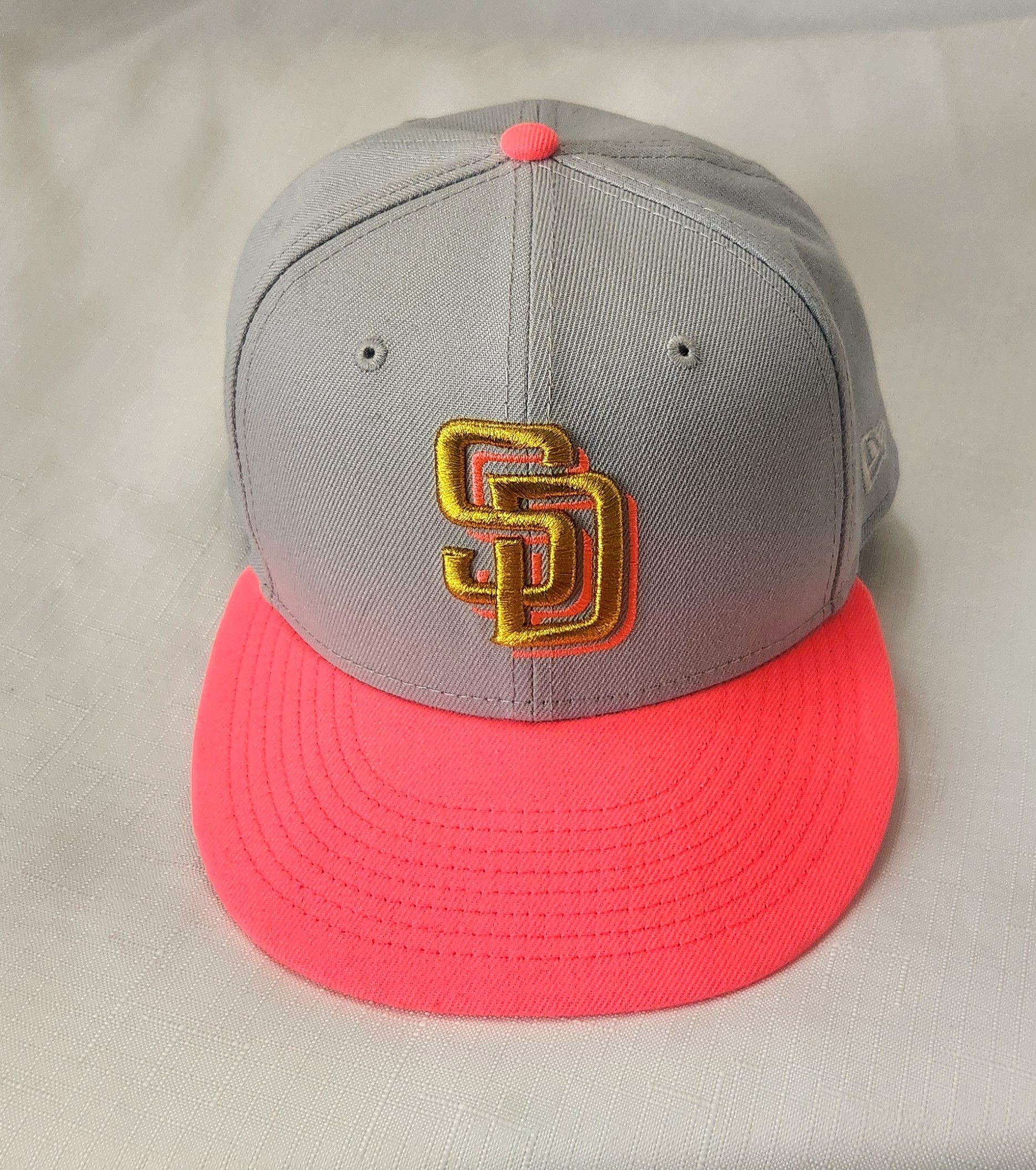 New Era San Diego Padres New Era 59FIFTY Metallic City Fitted Hat Size ONE SIZE - 2 Thumbnail