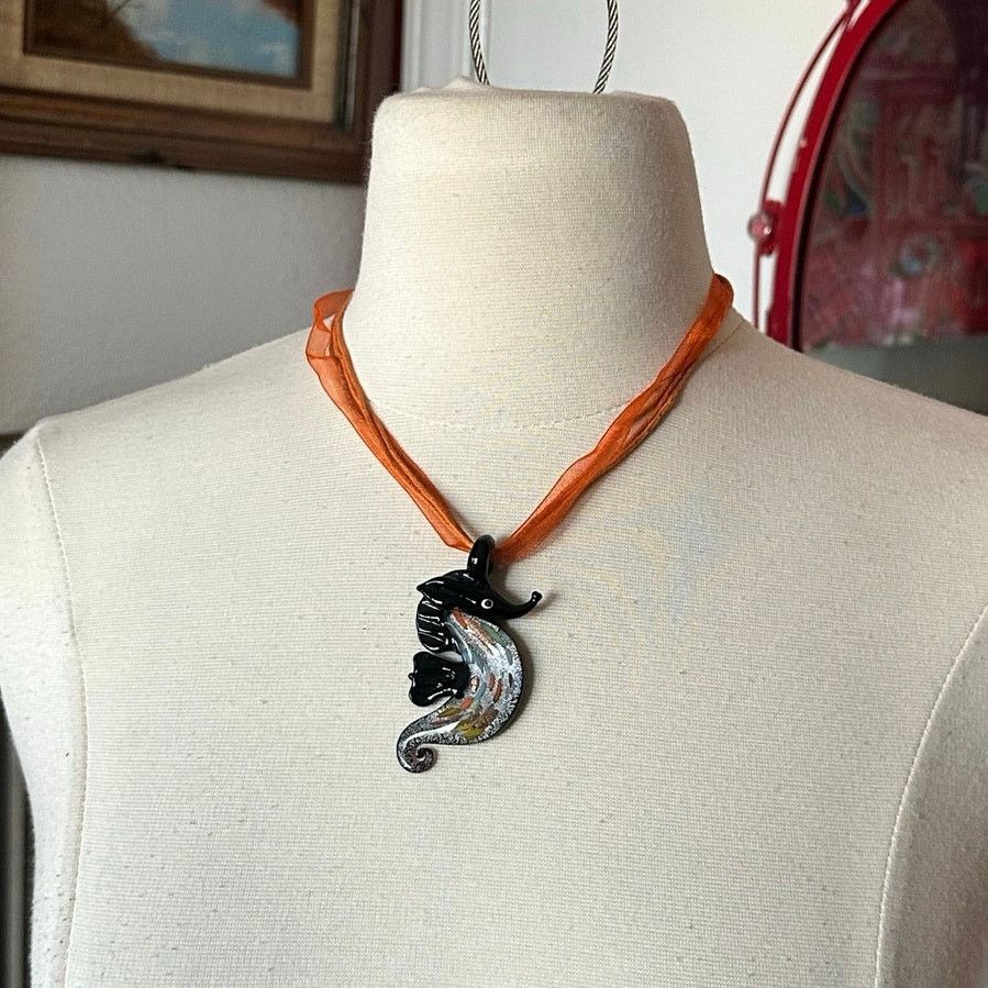 Other seahorse glass pendant necklace Size ONE SIZE - 1 Thumbnail