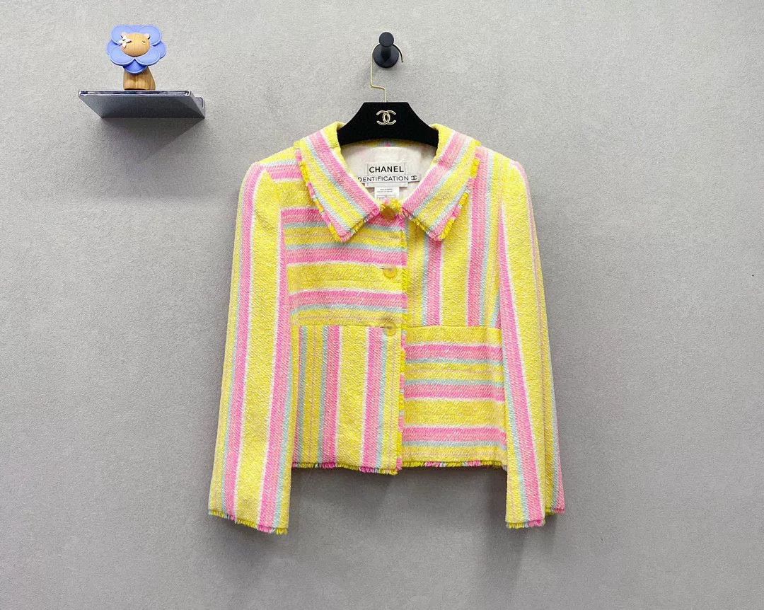 Chanel Chanel Yellow Striped Jacket Size US S / EU 44-46 / 1 - 1 Thumbnail