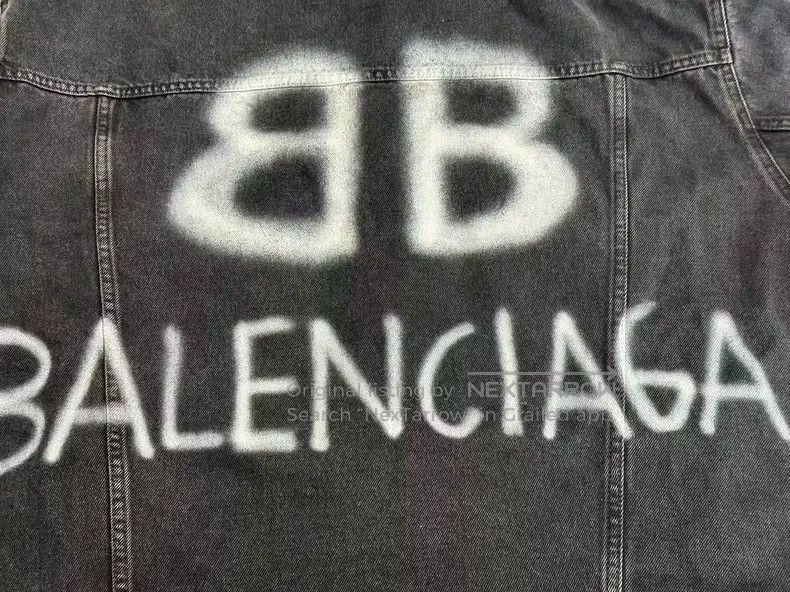 Balenciaga Balenciaga Spray Paint Effect Denim Jacket - Black Size US M / EU 48-50 / 2 - 3 Thumbnail