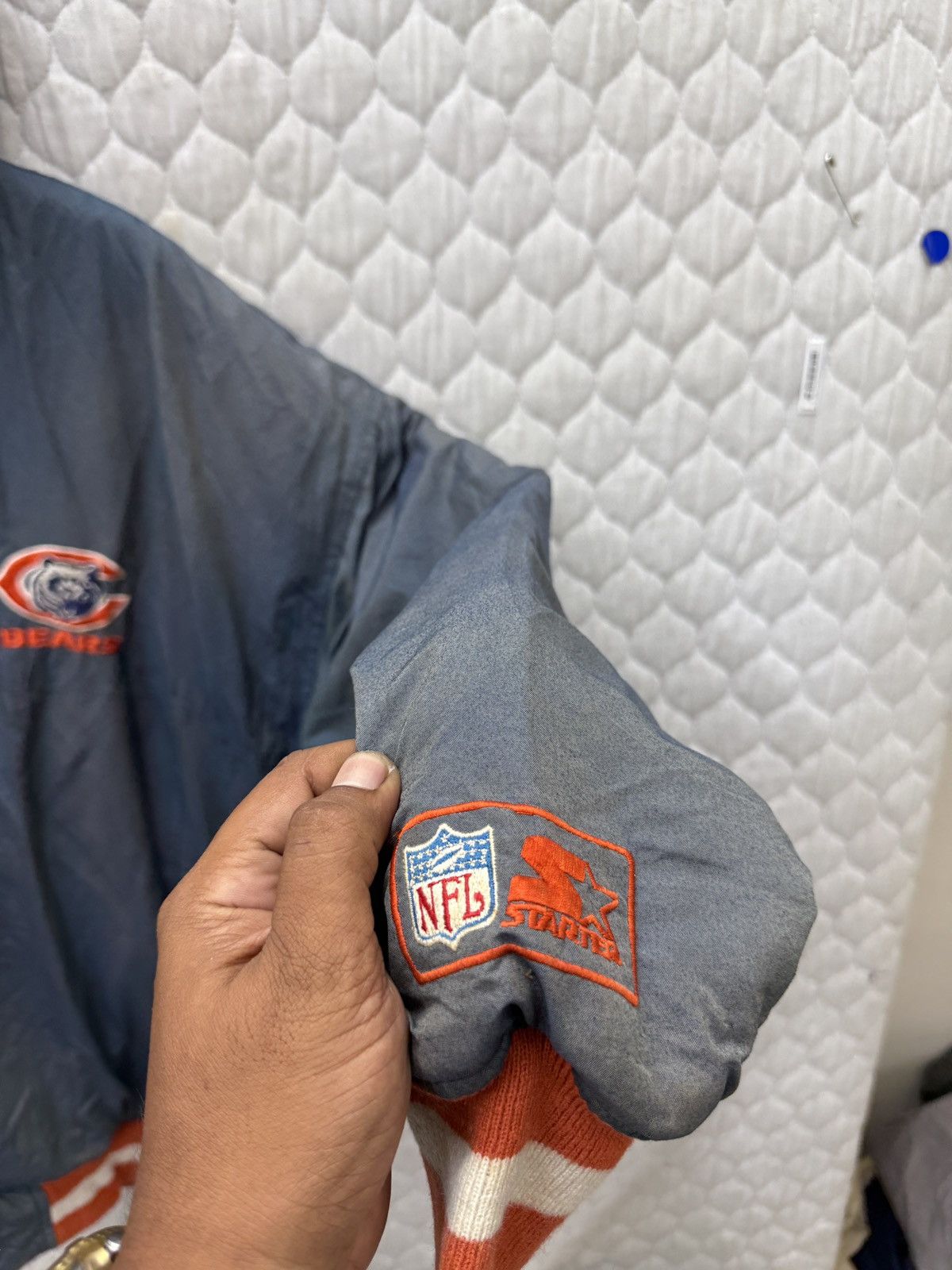 Starter 💥💥🔥STEALS VTG NFL STARTER BEARS SUNFADED JACKET Size US L / EU 52-54 / 3 - 16 Thumbnail