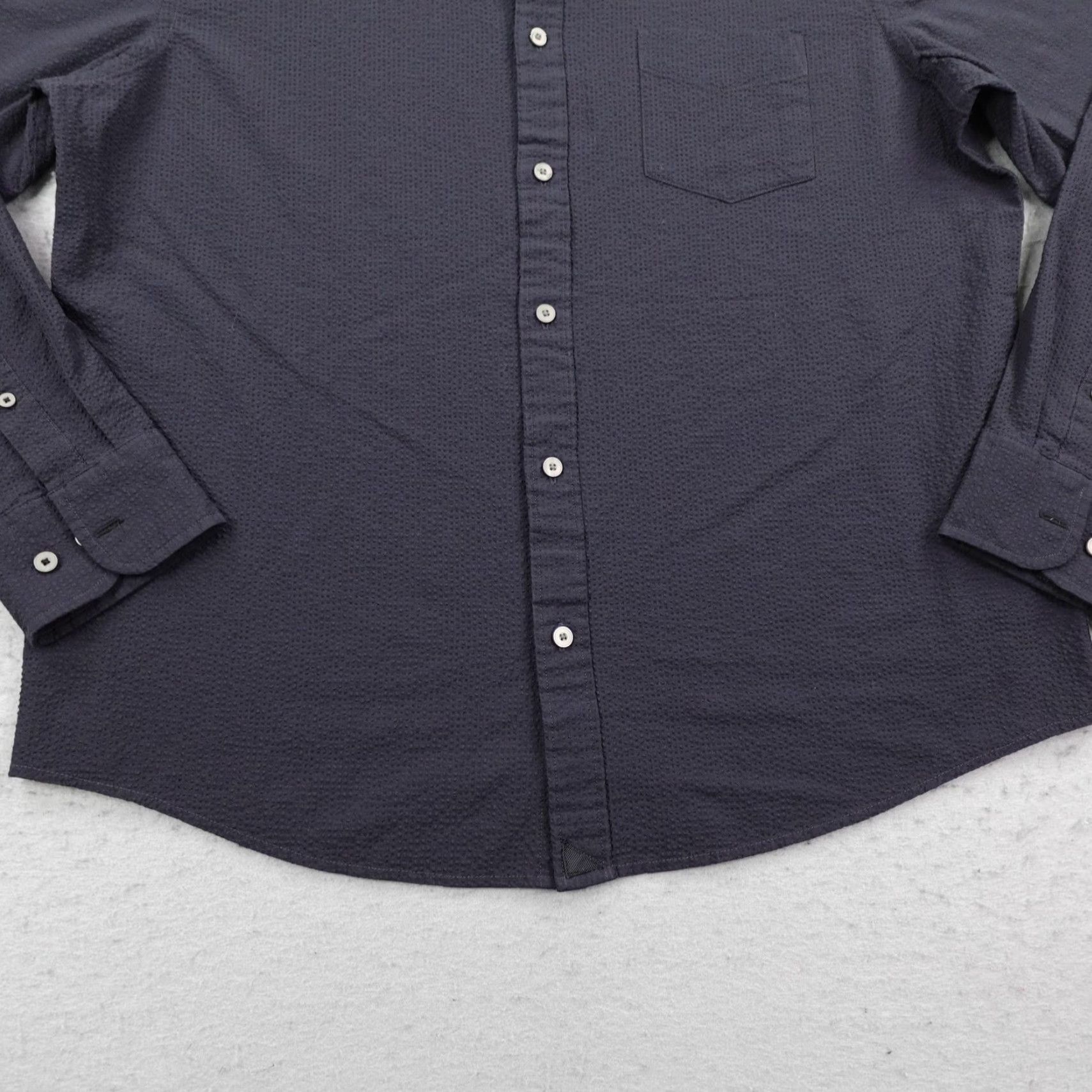 UNTUCKit UNTUCKit Shirt Mens XL Black Cadwell Textured Button Up Slim Fit Puckered Flex Button-Down Casual Shirt Size US XL / EU 56 / 4 - 4 Thumbnail