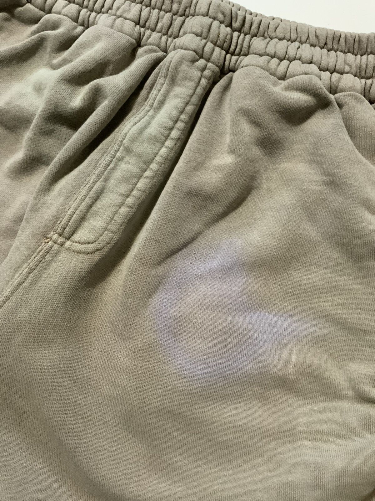 Bassike Bassike Reverse Weave Terry Fleece 10” Inseam Sweat Shorts Size US 34 / EU 50 - 8 Thumbnail