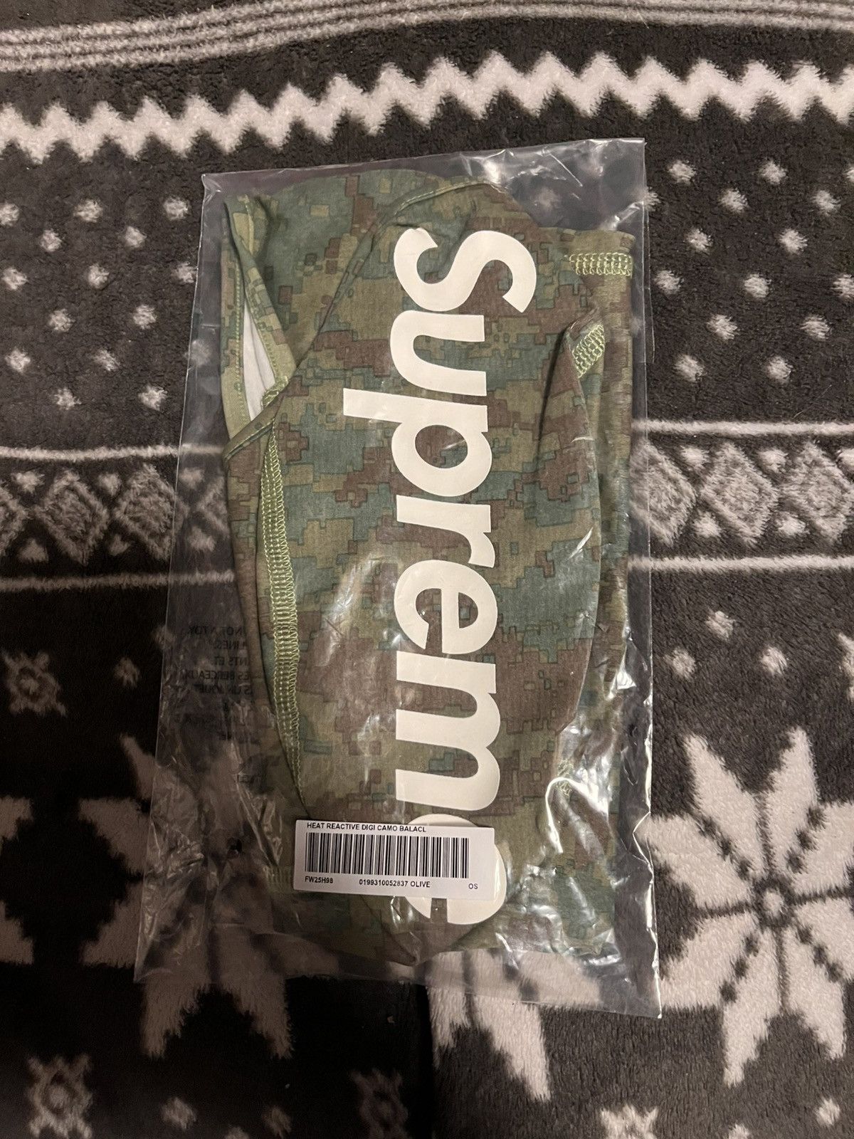 Supreme Digi Camo Balaclava - Olive