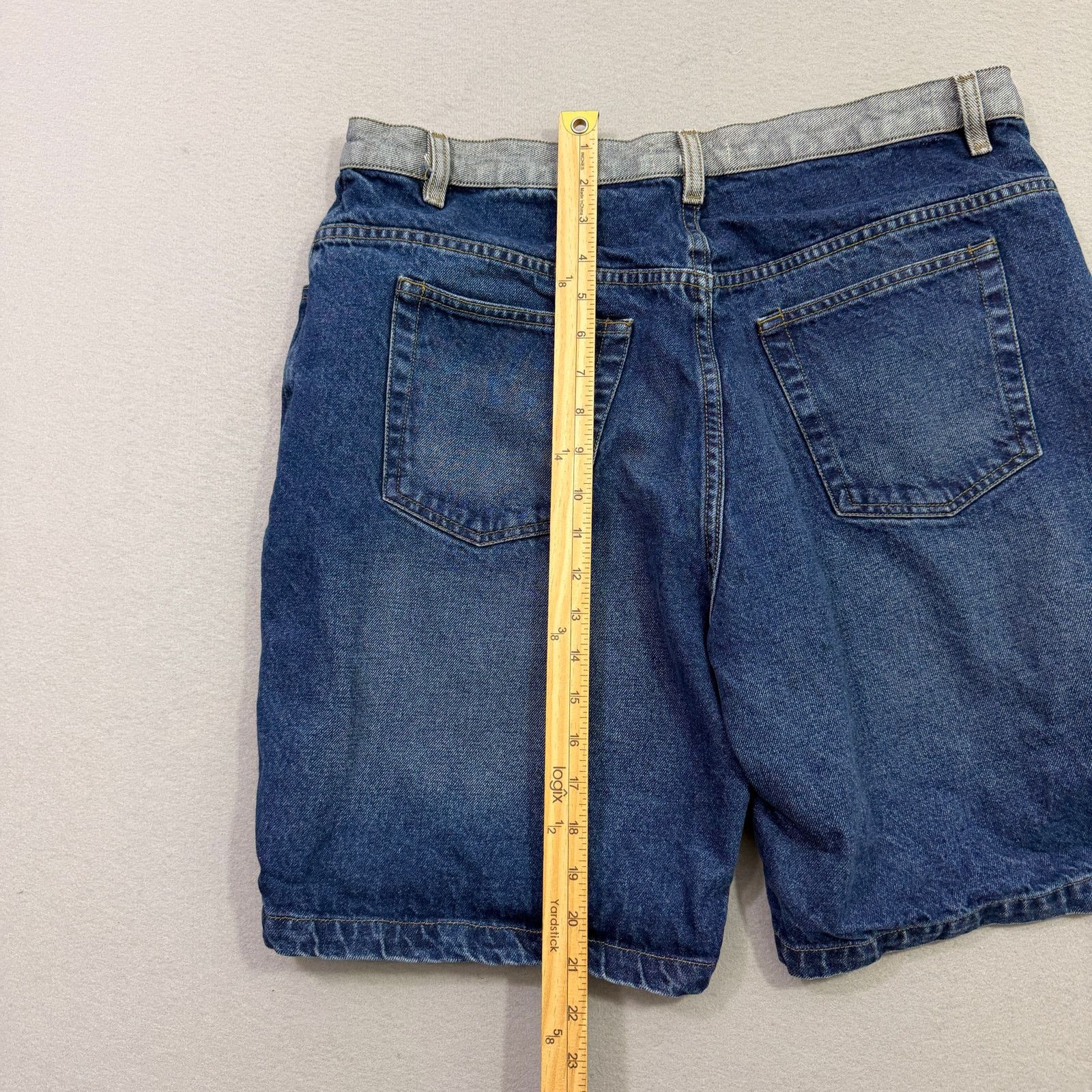 Croft & Barrow Vintage Croft & Barrow Jean Shorts Mens 38 Blue 9" Inseam Size US 38 / EU 54 - 8 Thumbnail