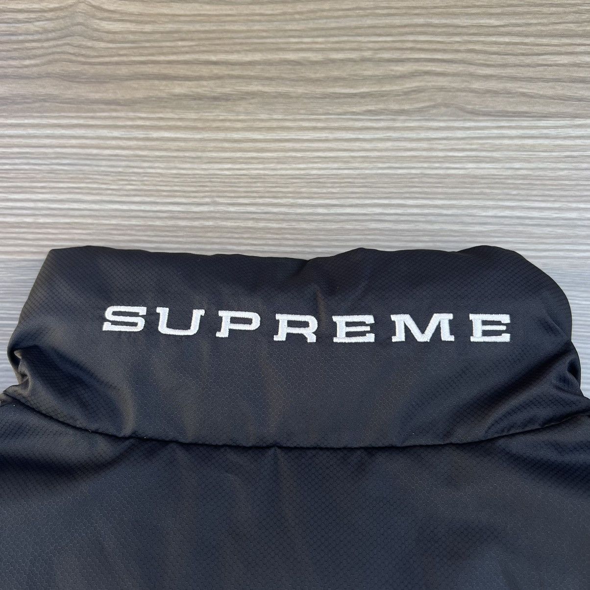 Nike × Supreme Nike x Supreme Reversible Puffer Jacket. Size US M / EU 48-50 / 2 - 10 Thumbnail