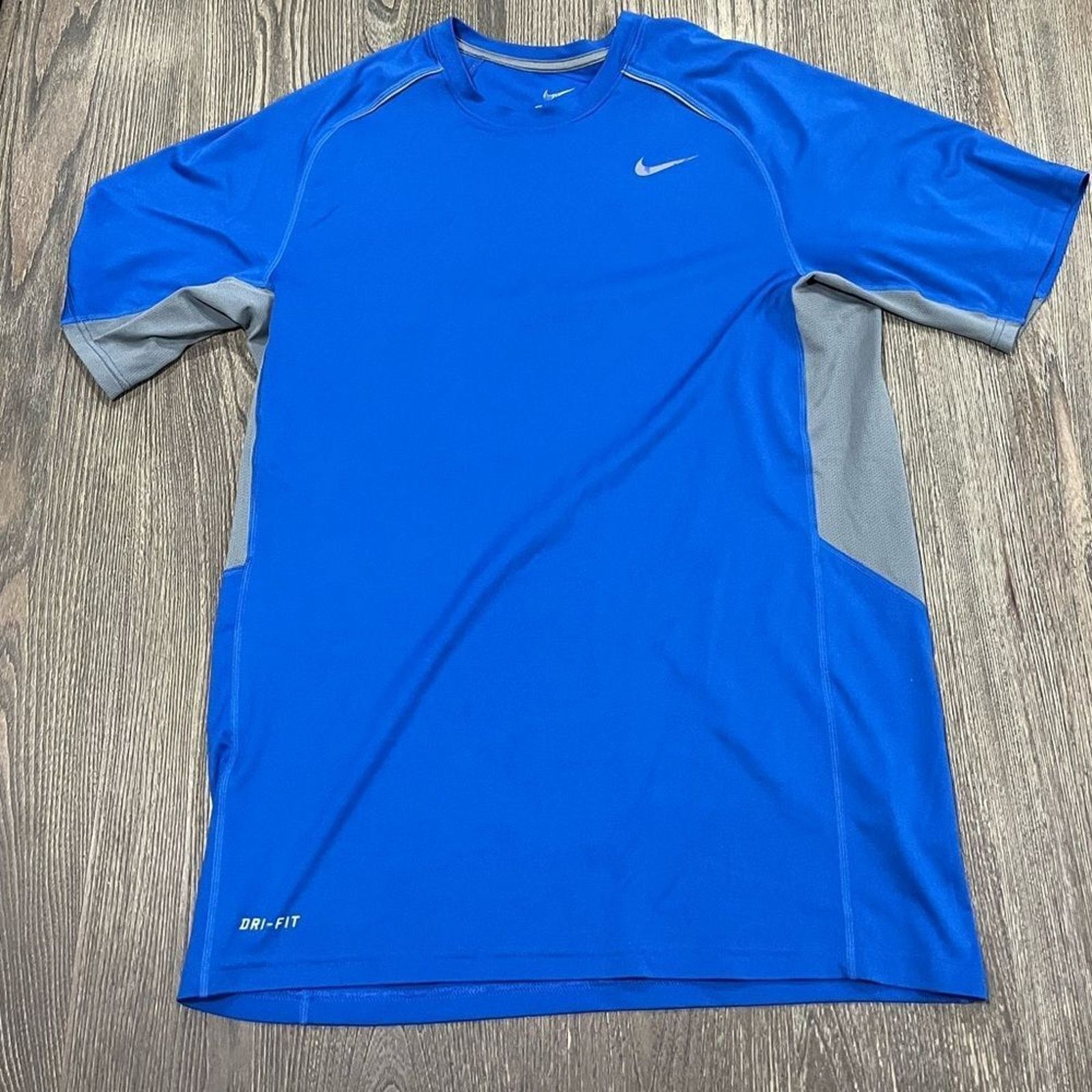 Nike Nike T Shirt Medium Mens Blue Gray Short Sleeves Legacy Size US M / EU 48-50 / 2 - 1 Thumbnail