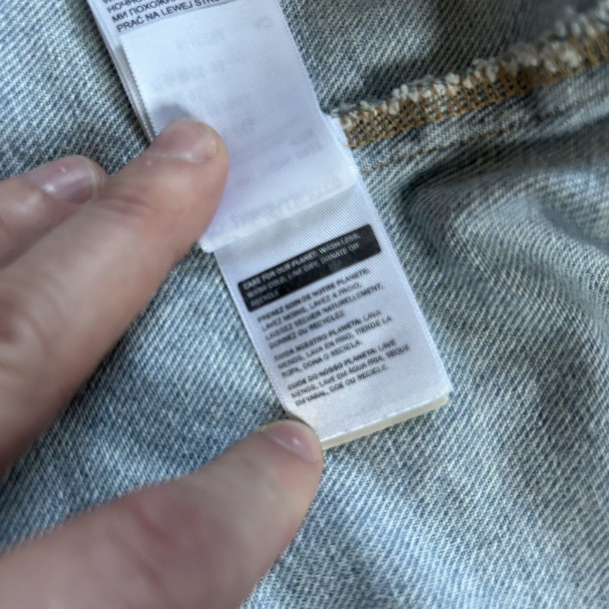 ERL × Levi's LiGHT BLUE STONE WASH FiTTED DENiM SHiRT A53830000 Size L / US 10 / IT 46 - 13 Thumbnail