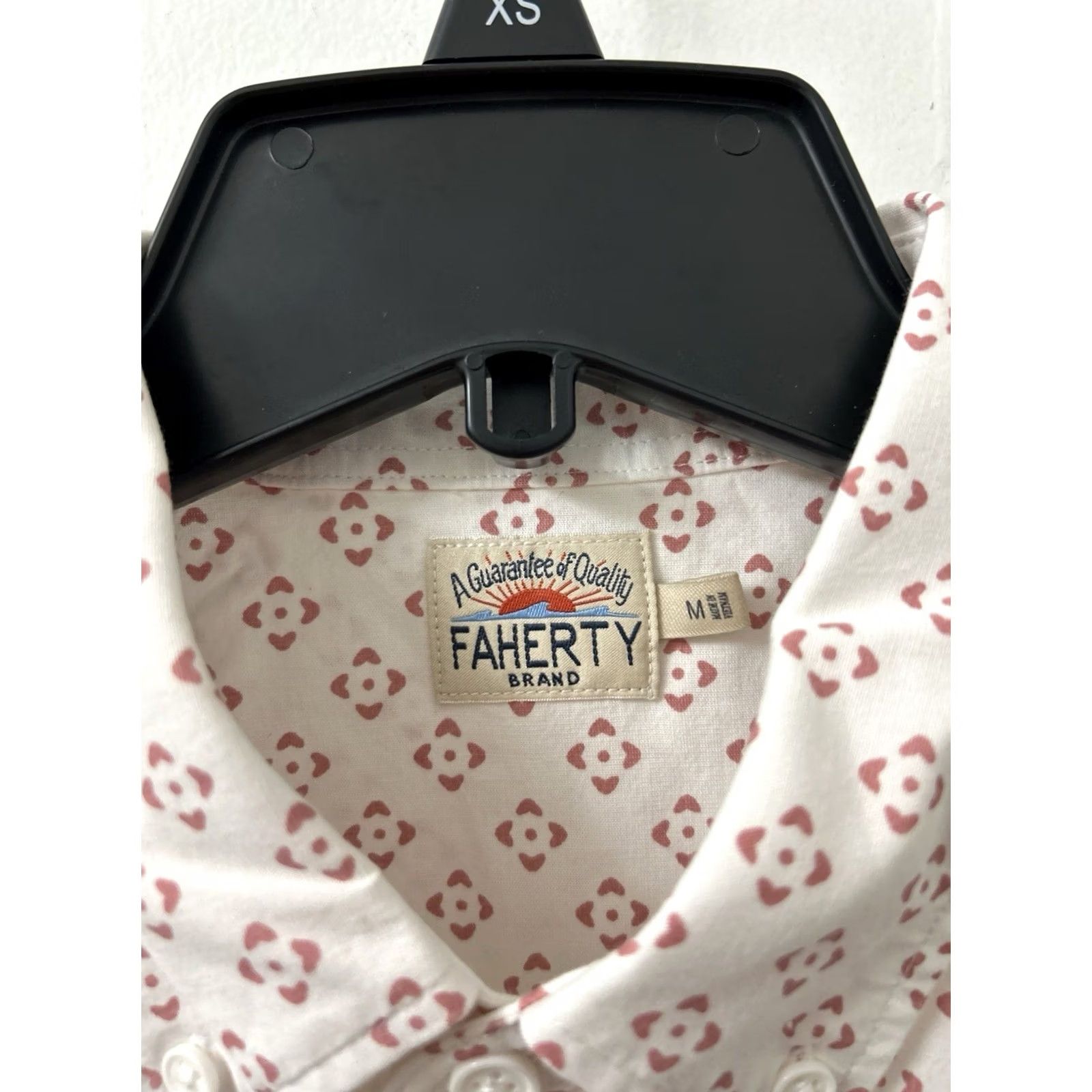 Faherty FAHERTY Shirt Mens Medium White Red Geometric Button Down Pocket Short Sleeve Mens Regular Shirt Size US M / EU 48-50 / 2 - 6 Thumbnail
