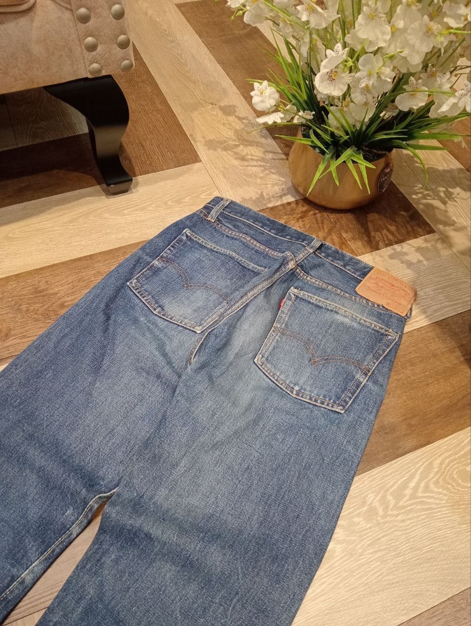 Levi's Vintage Clothing RARE LEVI'S VINTAGE 501 CAPITAL E BLUE SELVEDGE JEANS Size US 30 / EU 46 - 16 Thumbnail