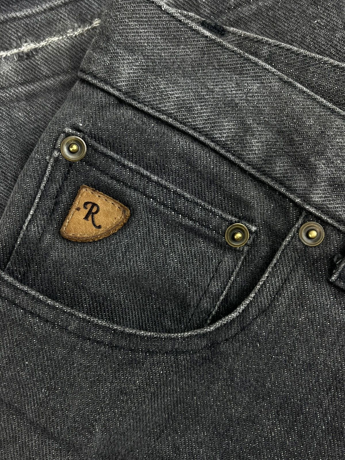 Raf Simons AW03 Raf Simons Closer Bootcut Raw Hem Grey Denim Jeans Size US 30 / EU 46 - 6 Thumbnail