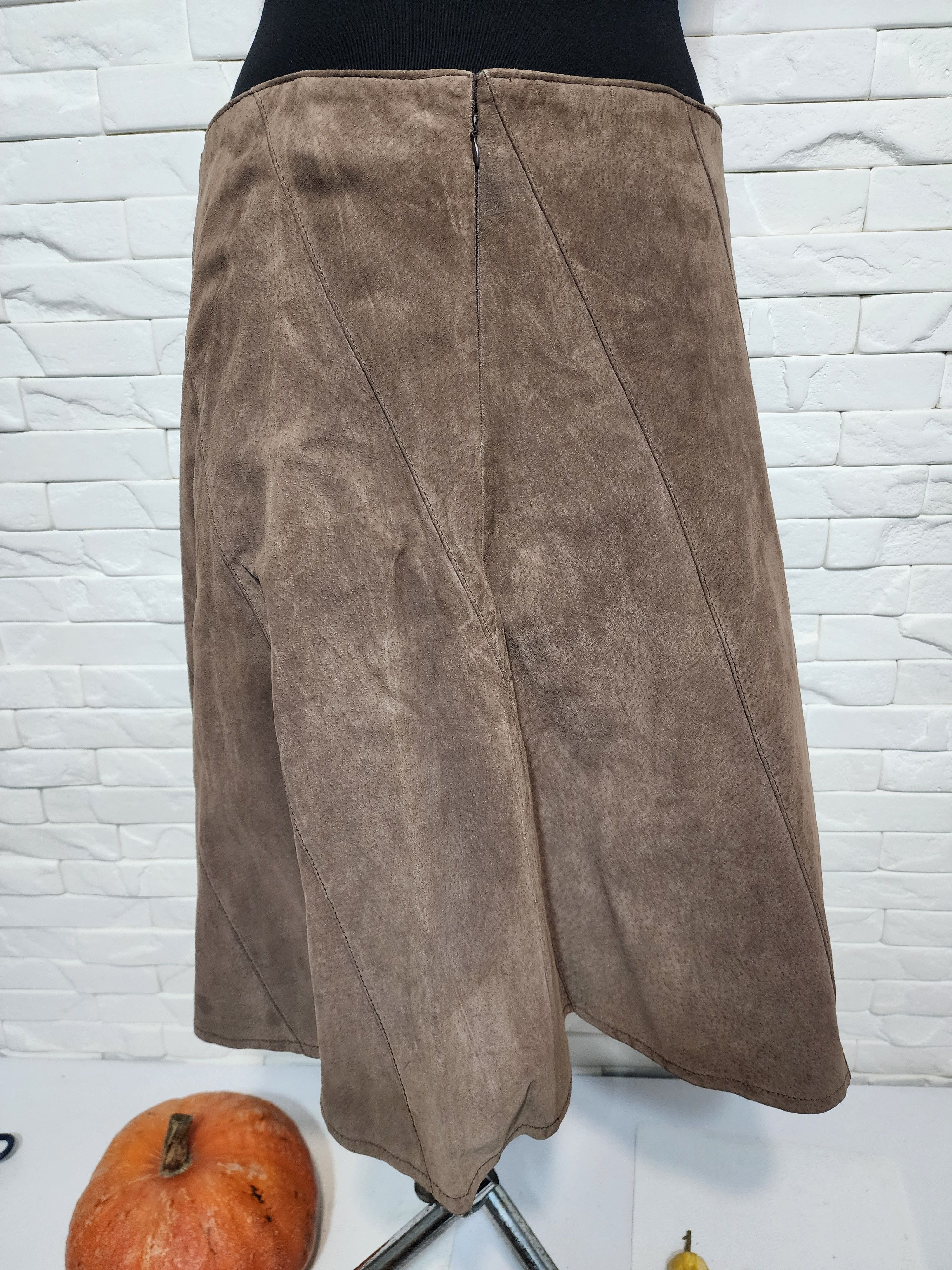 Genuine Leather Brown Suede Leather Skirt: 37" Waist Size 37" - 4 Thumbnail